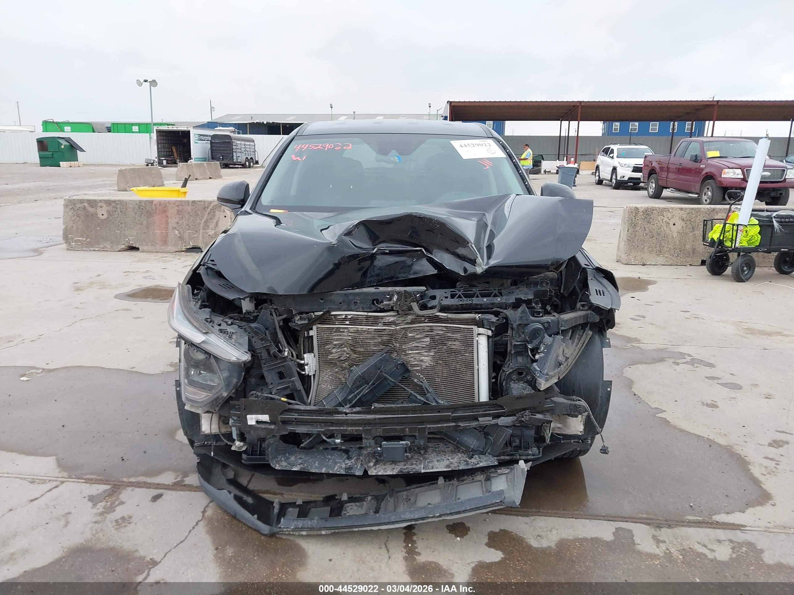 HYUNDAI SANTA image 6