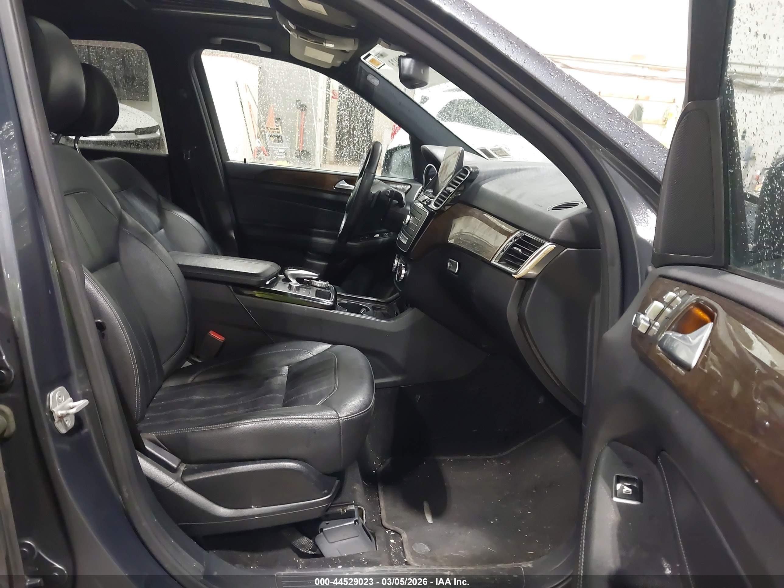 MERCEDES-BENZ GLE image 5