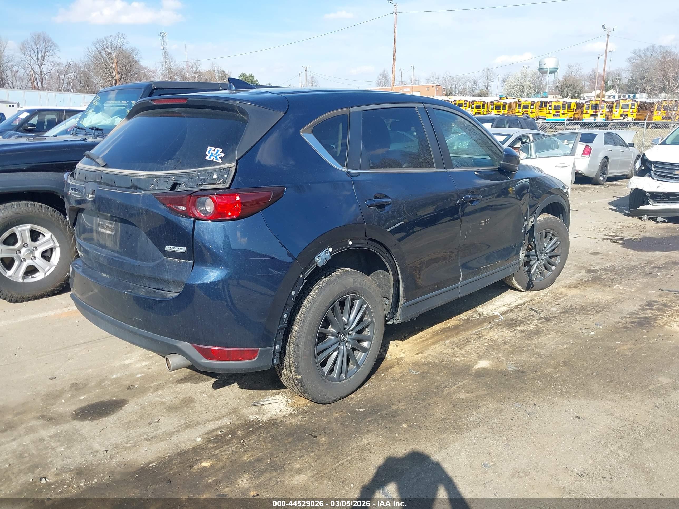 MAZDA CX-5 image 4