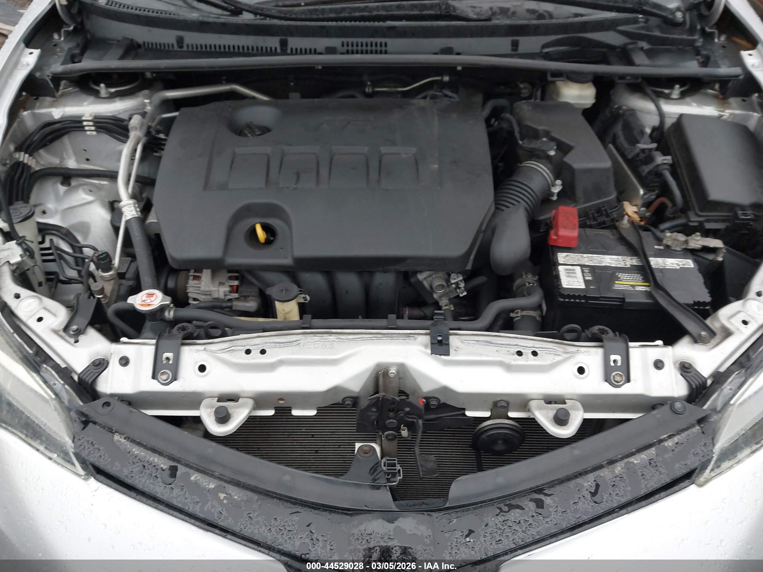TOYOTA COROLLA image 10