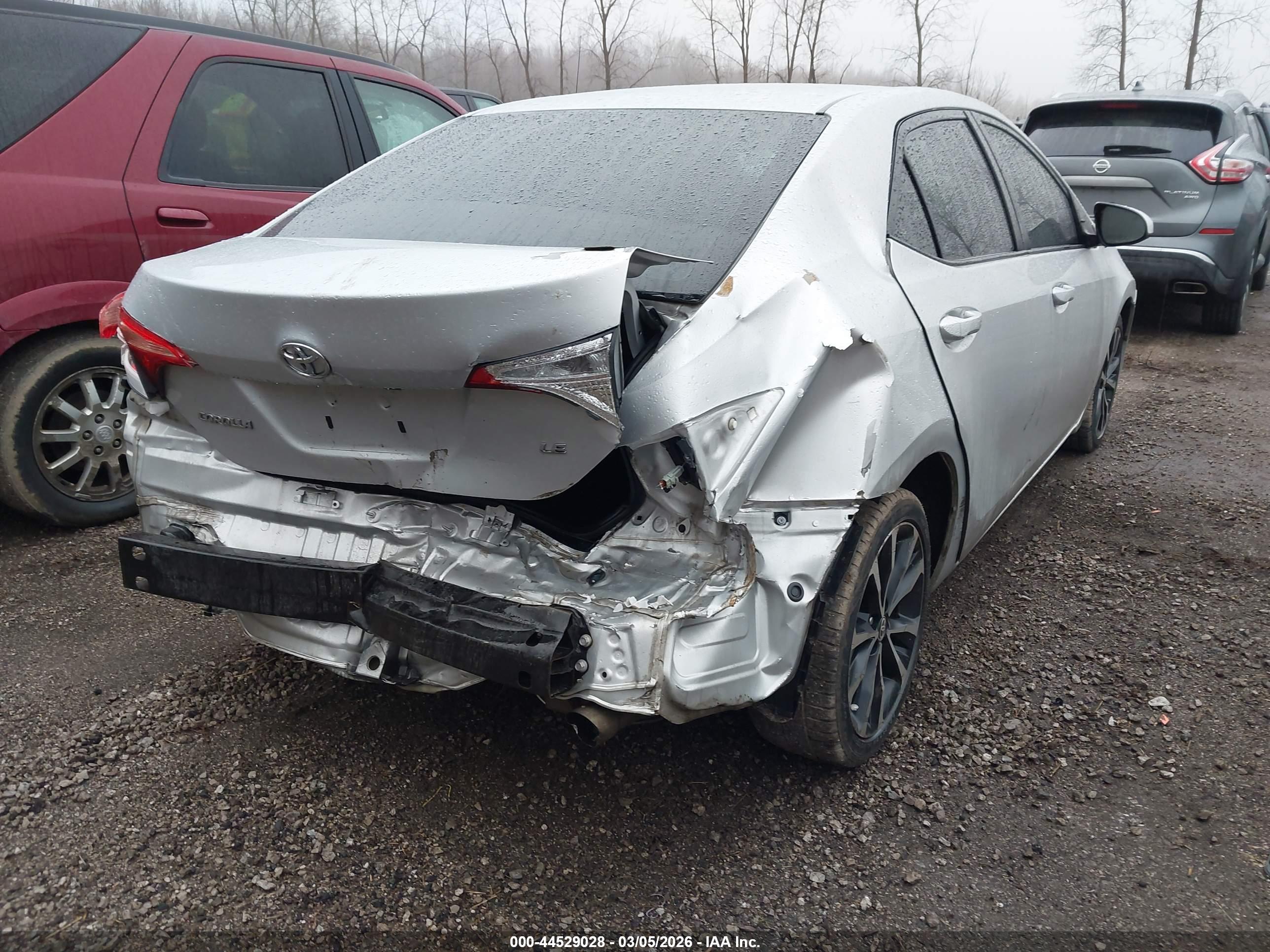 TOYOTA COROLLA image 4