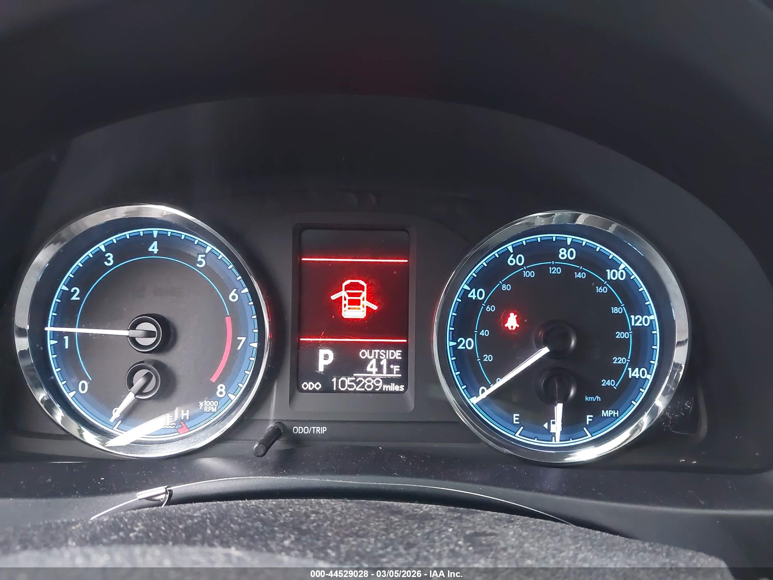 TOYOTA COROLLA image 7