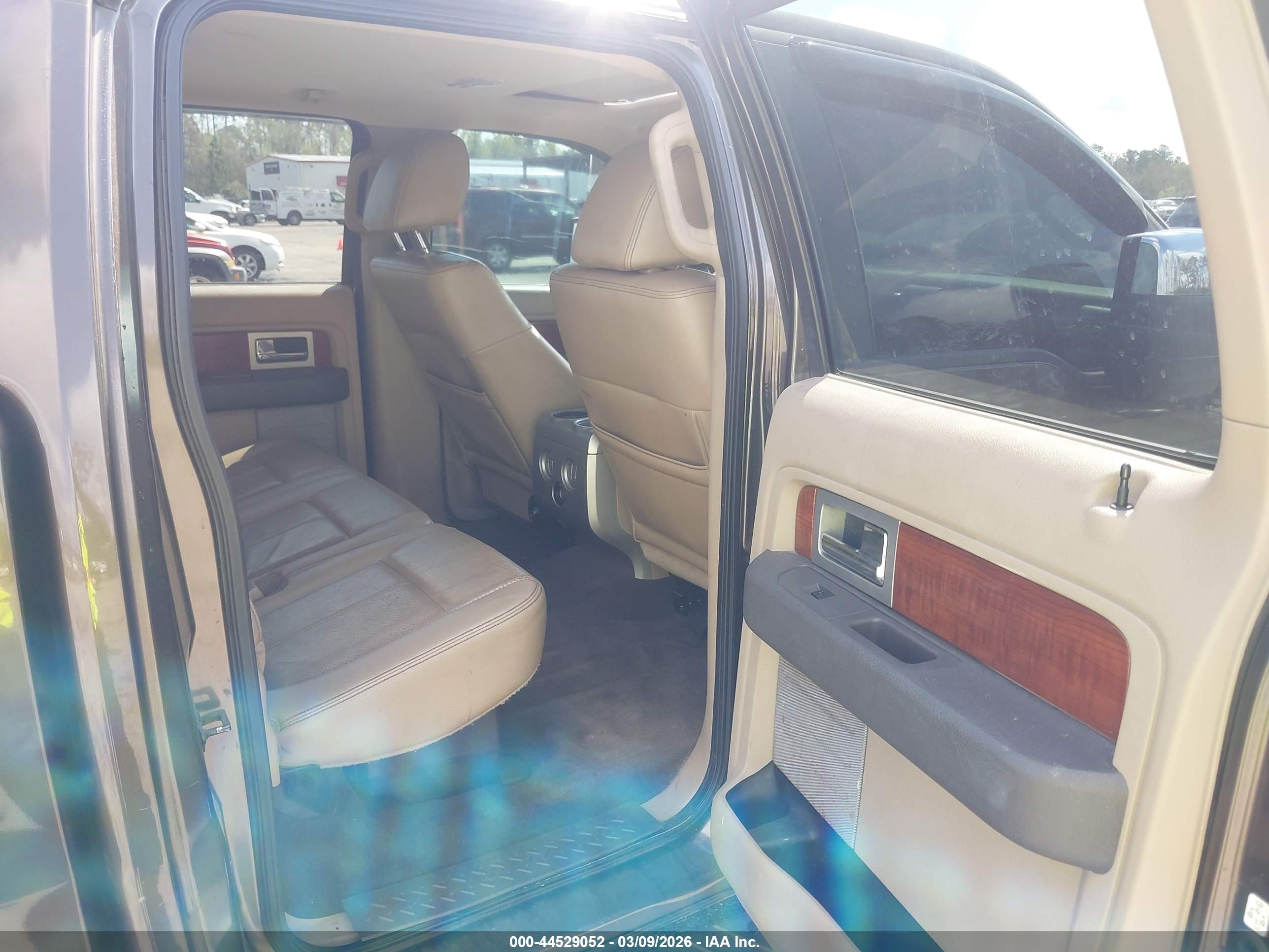 FORD F-150 image 8
