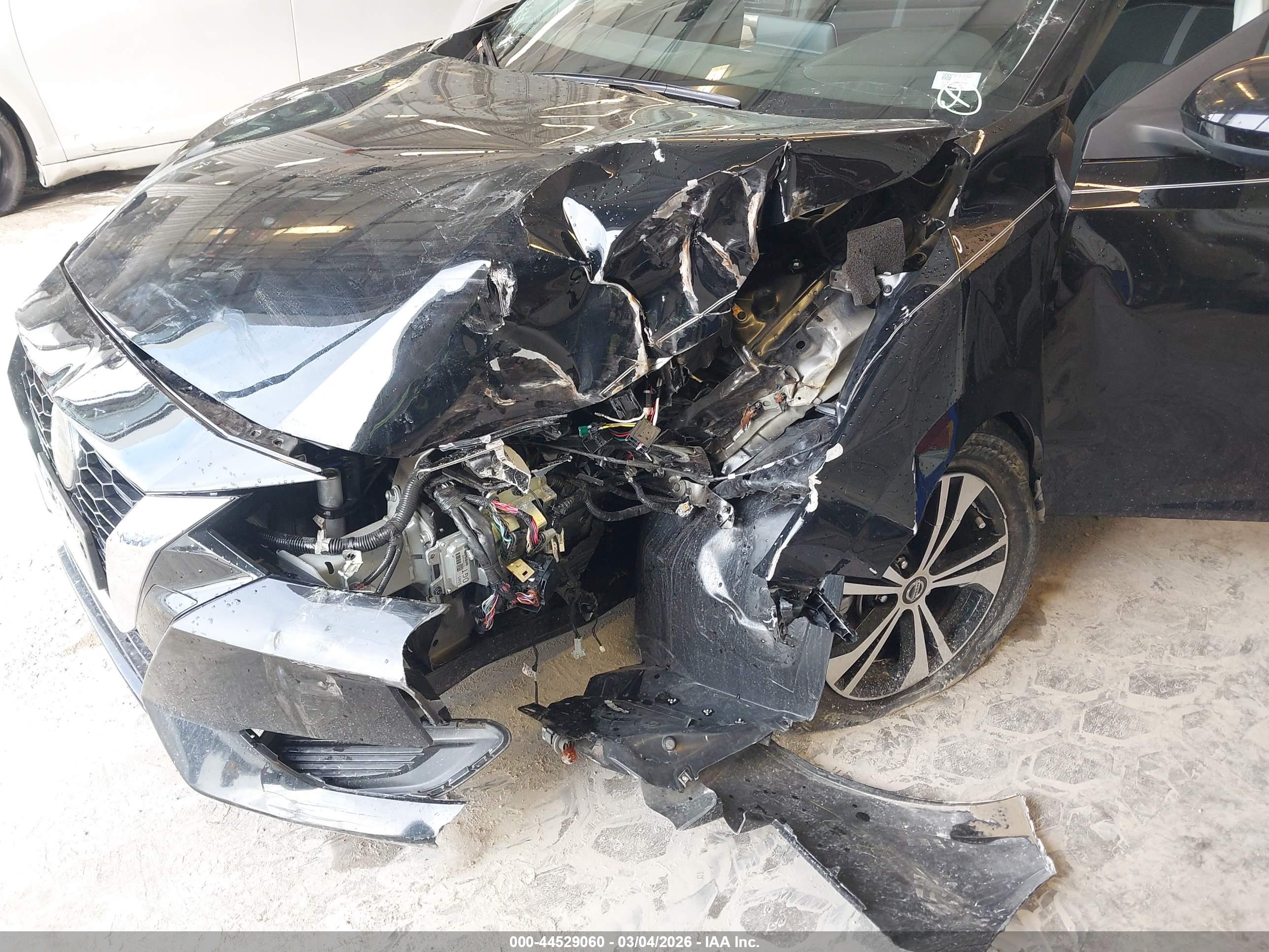 NISSAN SENTRA image 6