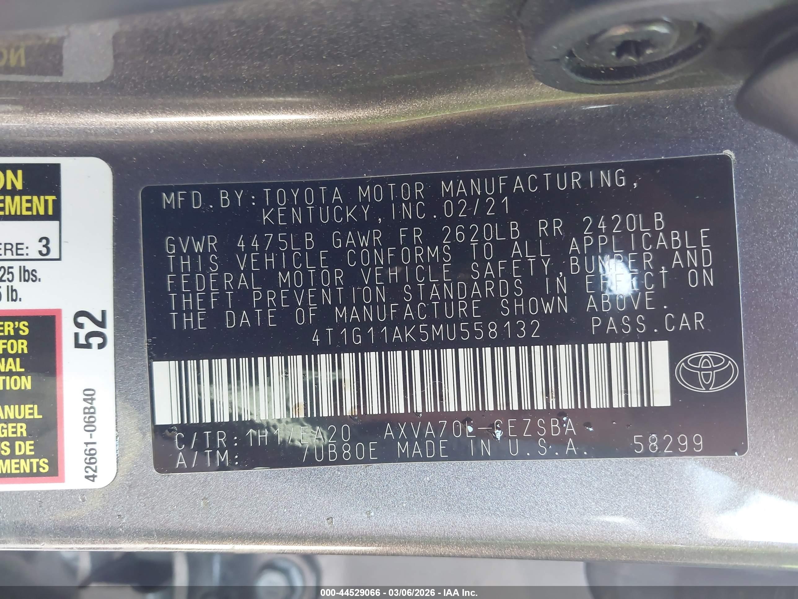 TOYOTA CAMRY image 9