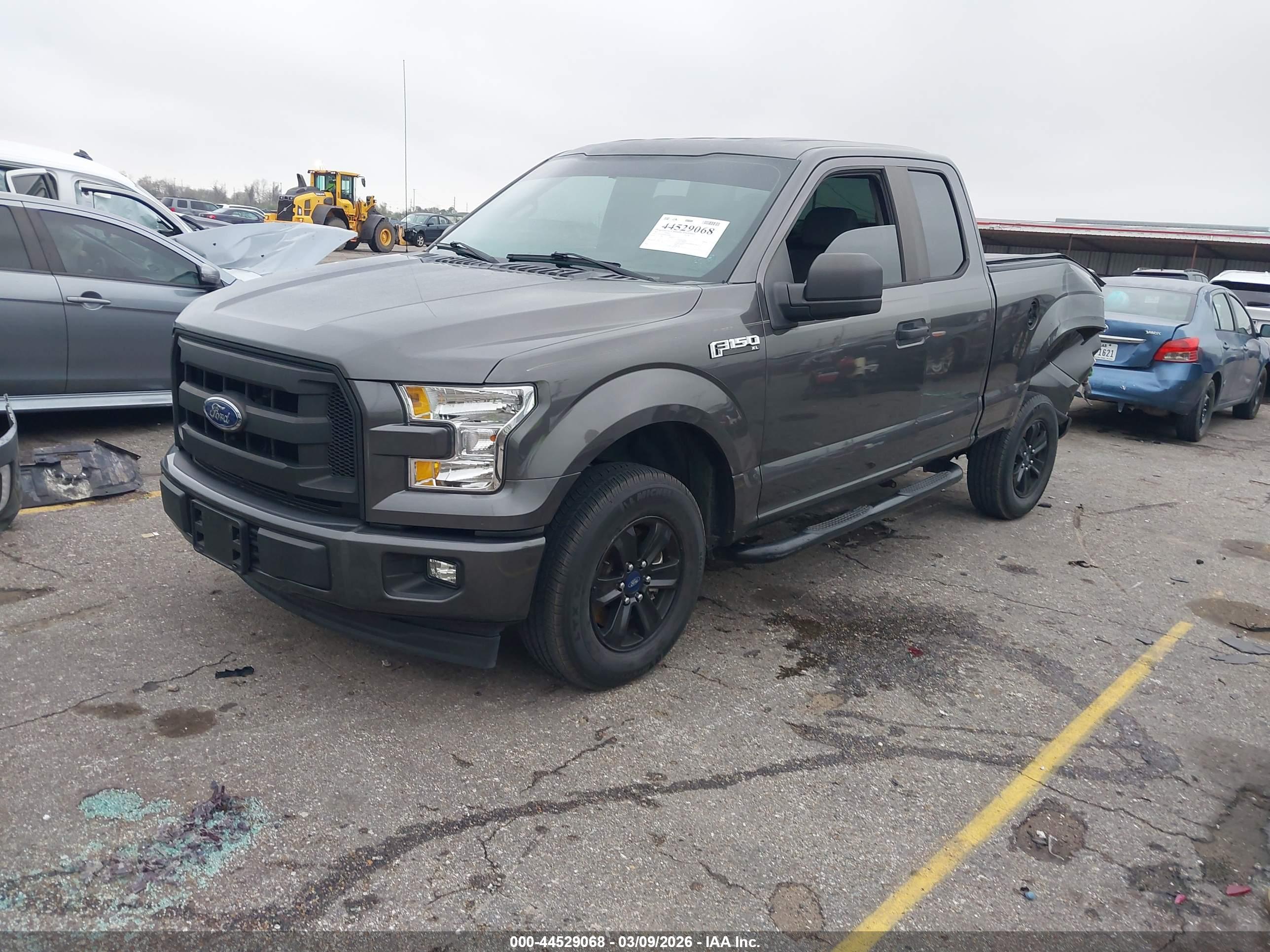 FORD F-150 image 2