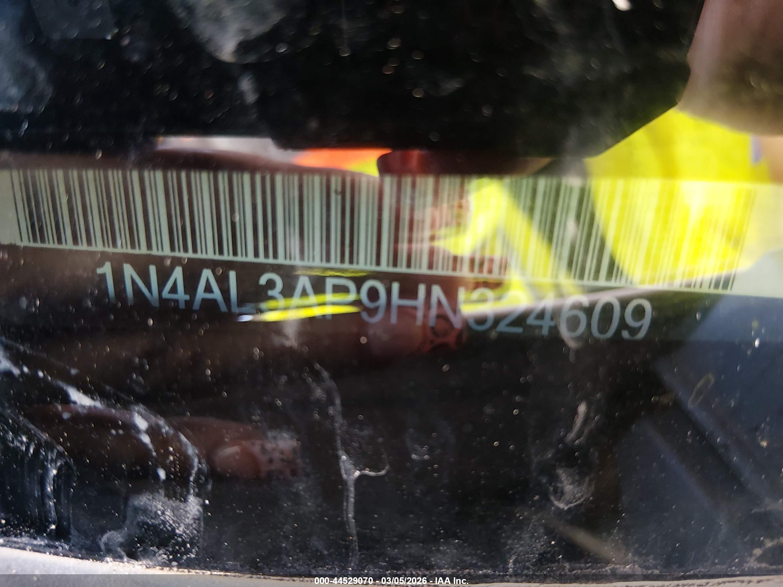 NISSAN ALTIMA image 9