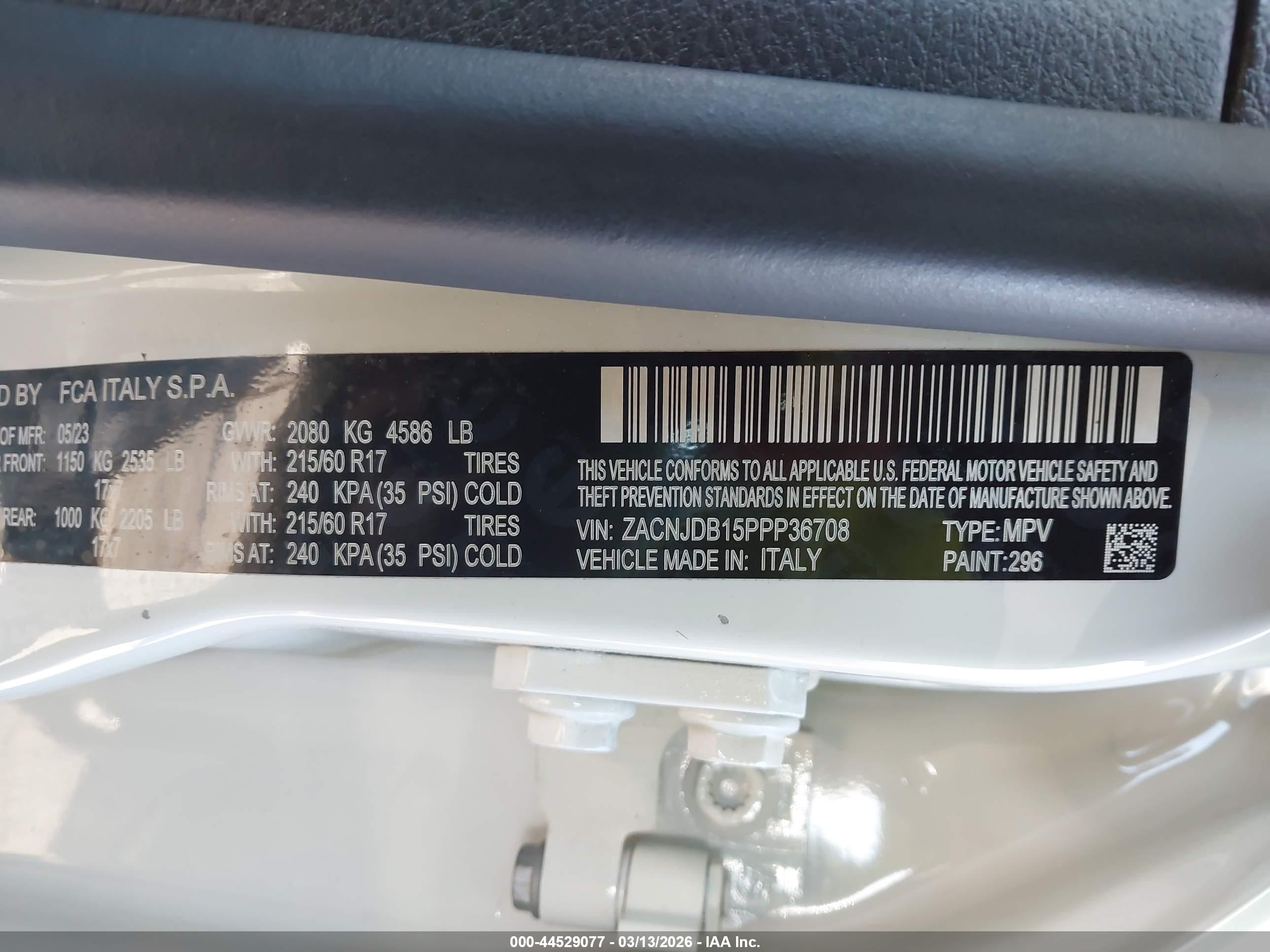 JEEP RENEGADE image 9