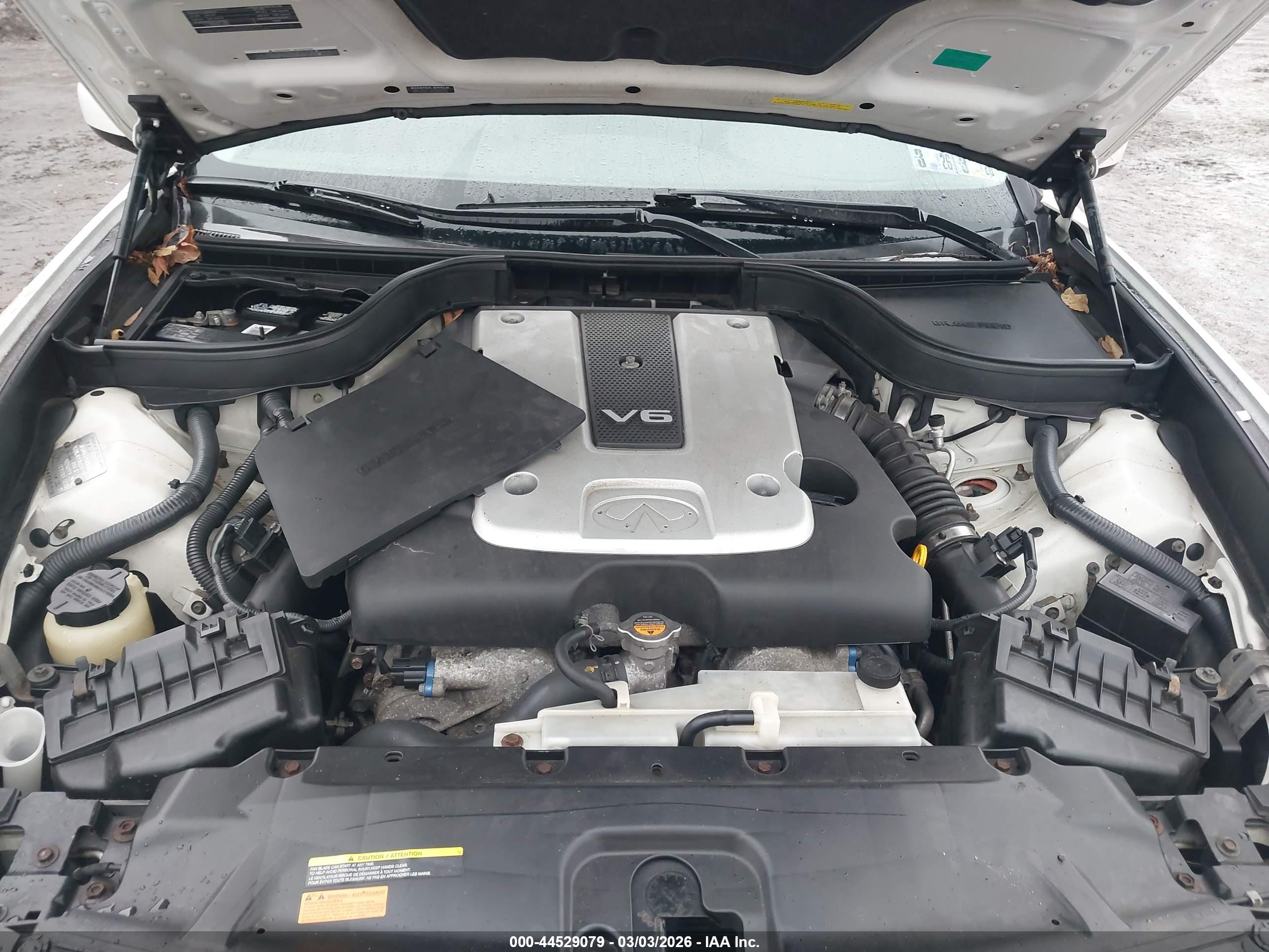 INFINITI G25X image 10