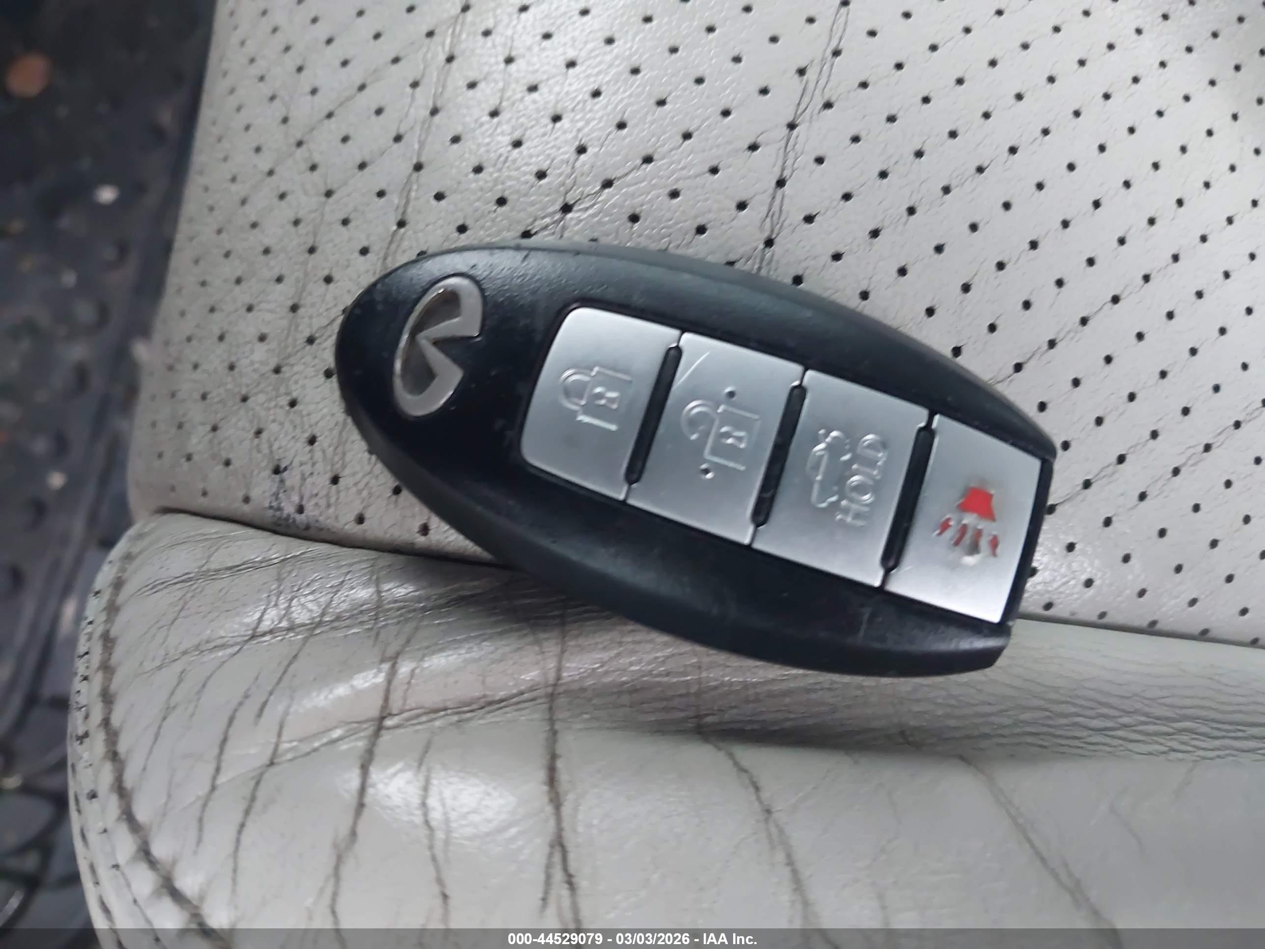 INFINITI G25X image 11