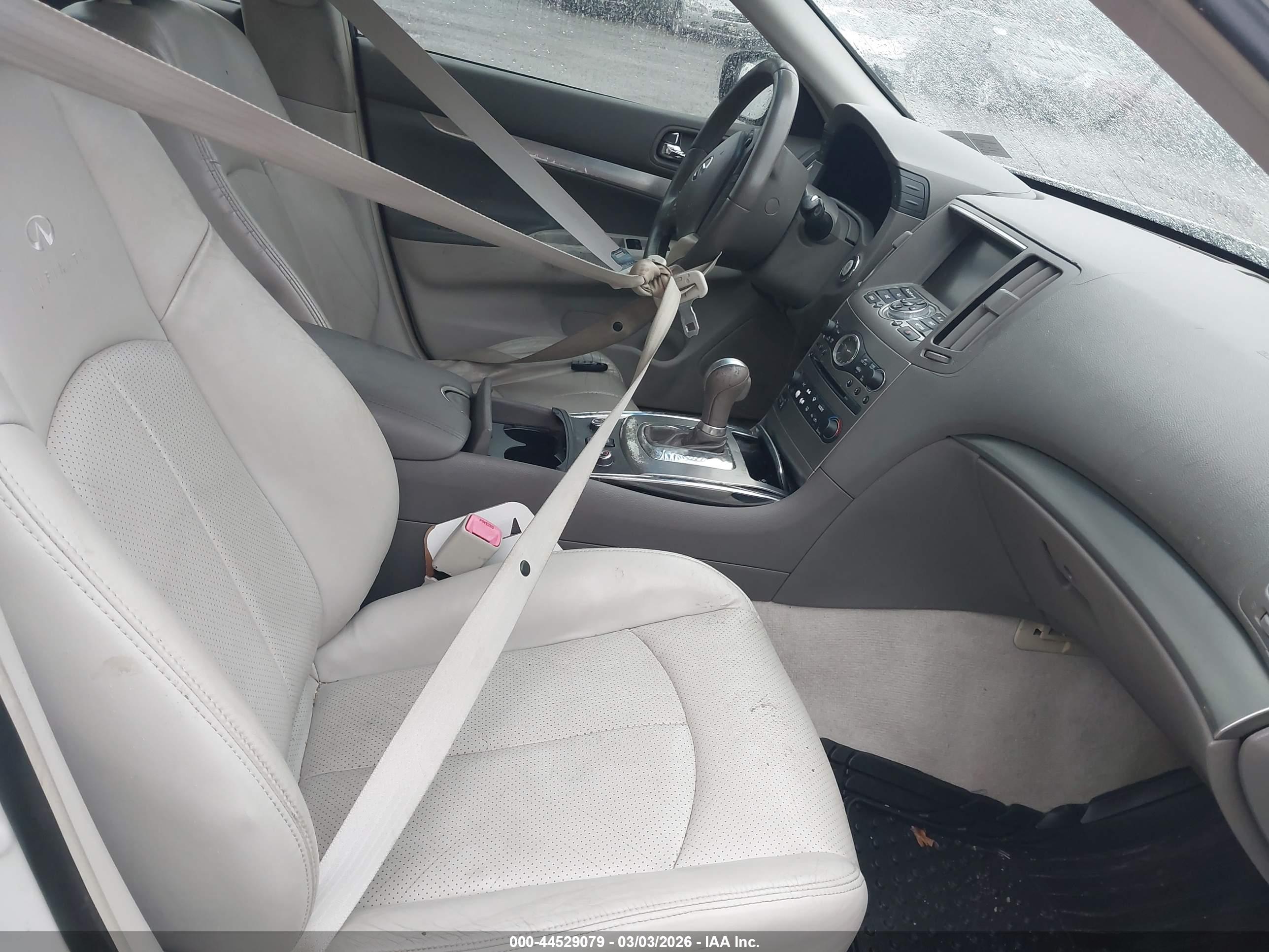 INFINITI G25X image 5