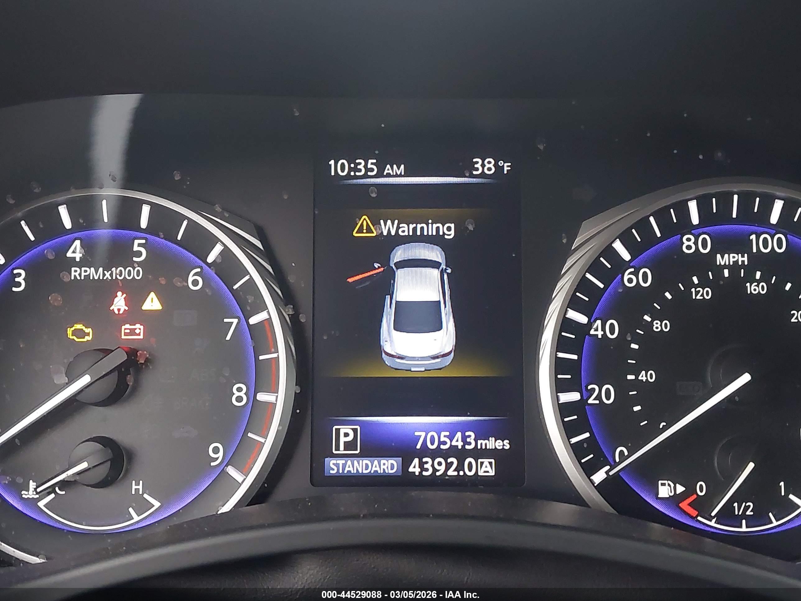INFINITI Q60 image 7