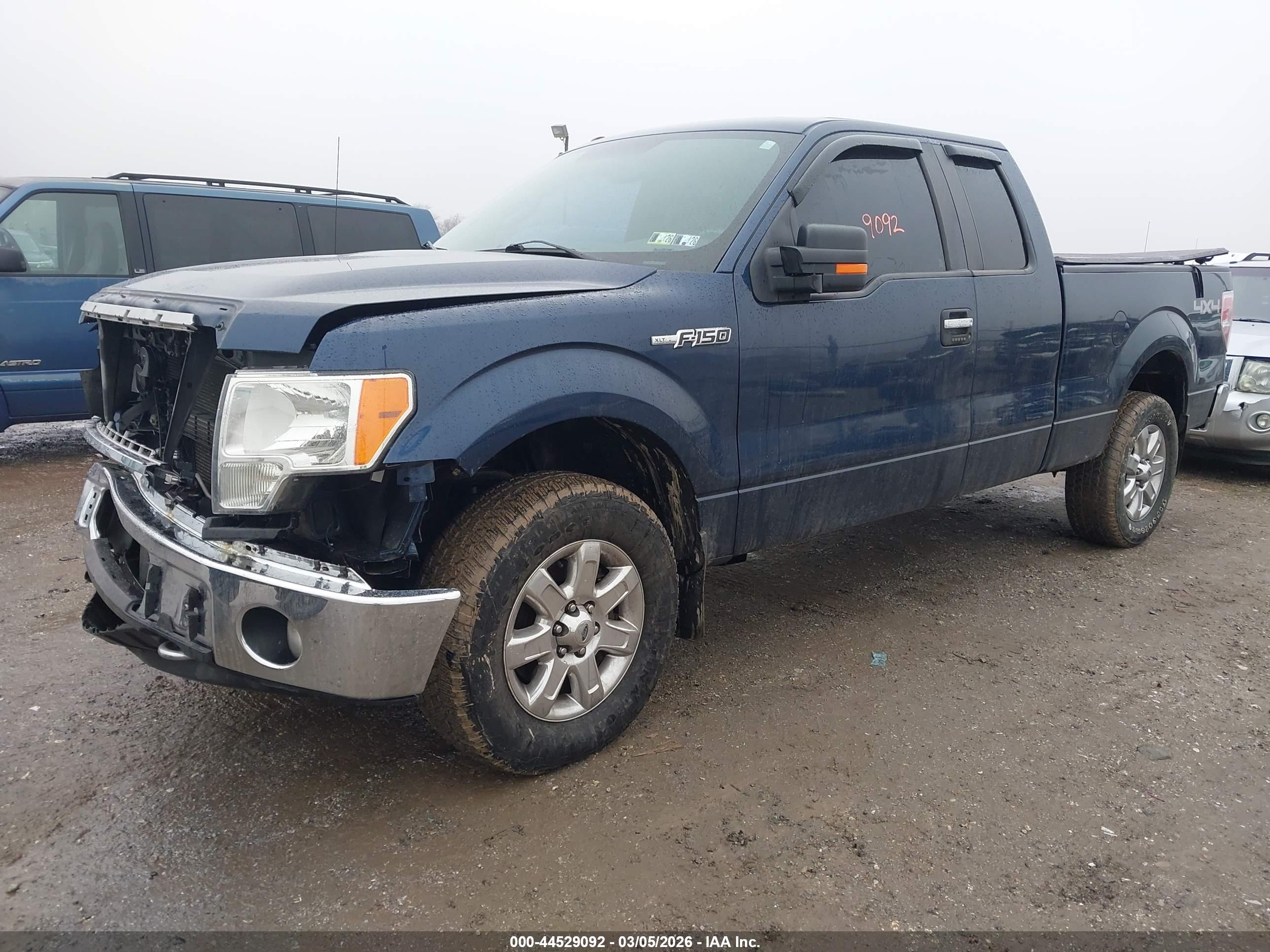 FORD F-150 image 2
