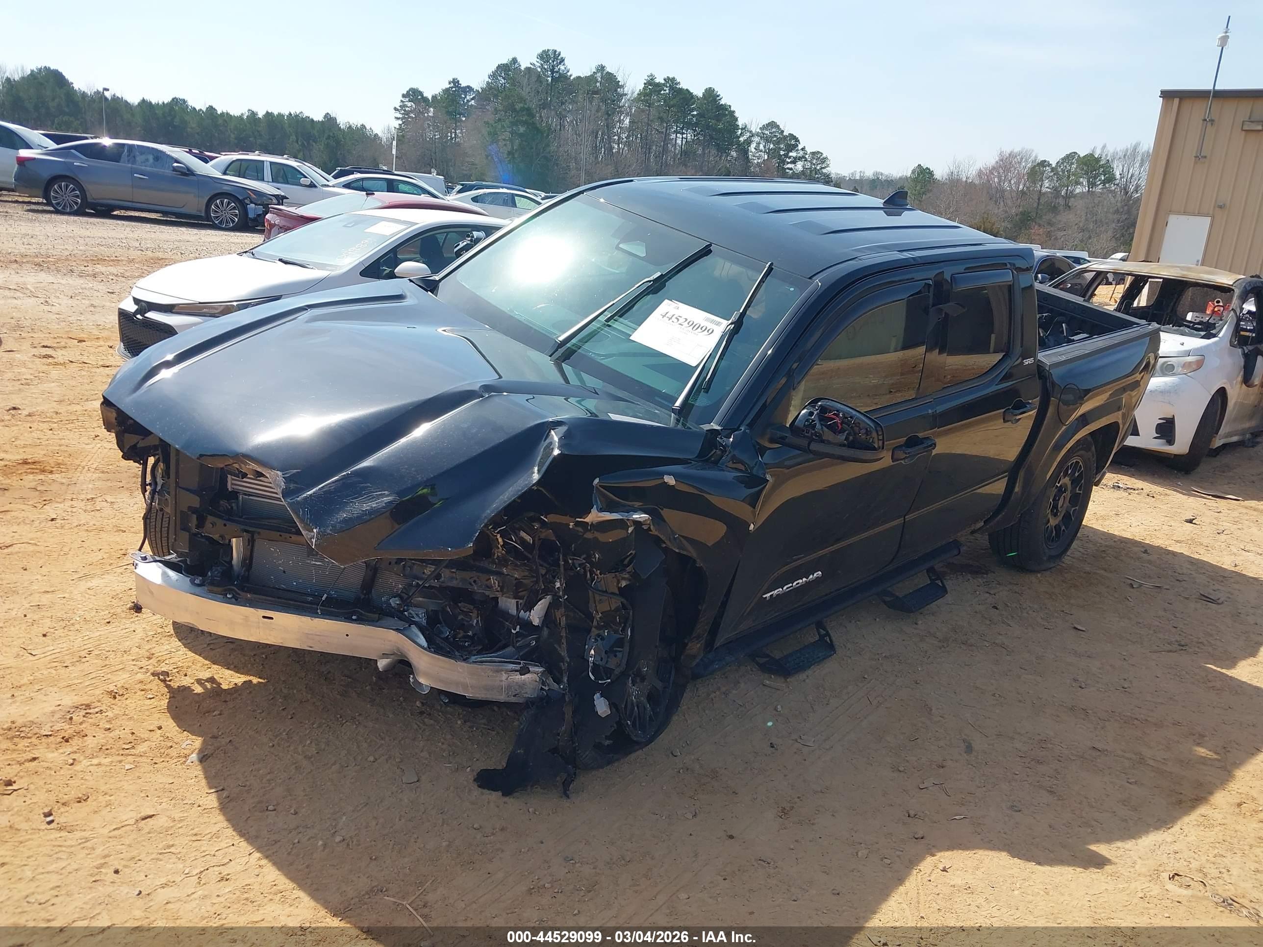 TOYOTA TACOMA image 2