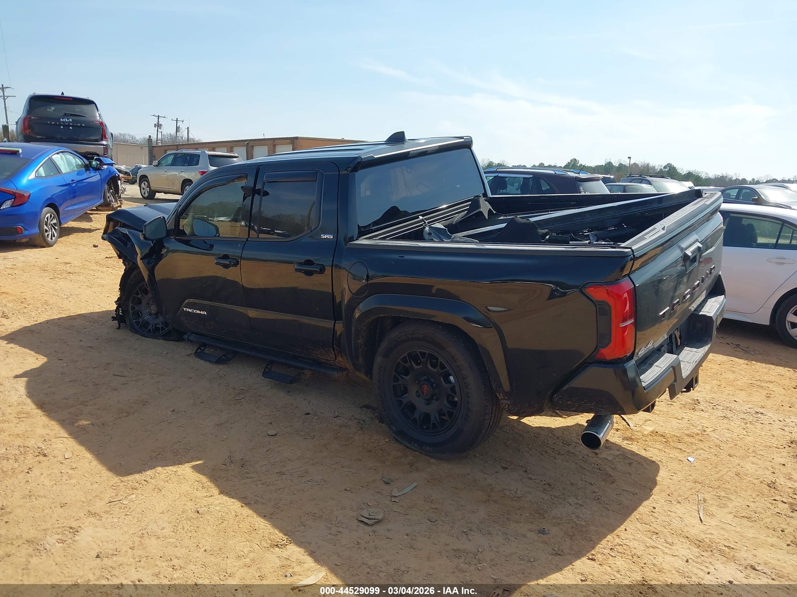 TOYOTA TACOMA image 3