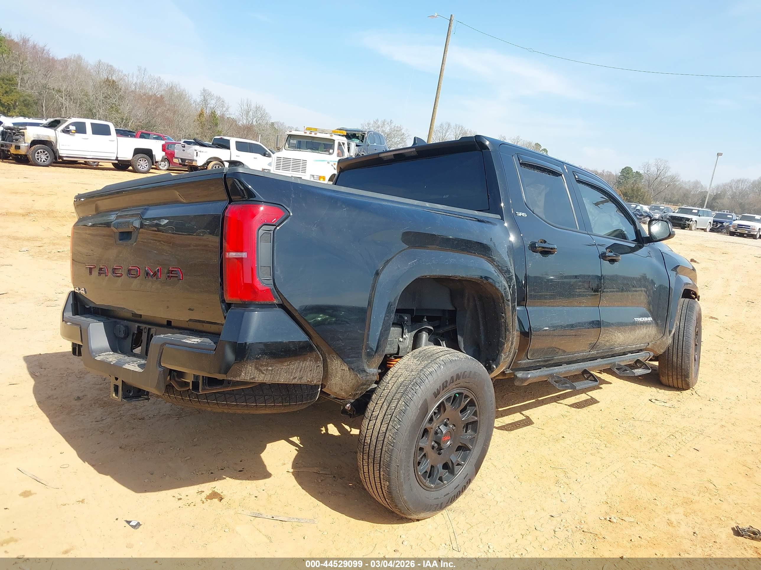 TOYOTA TACOMA image 4