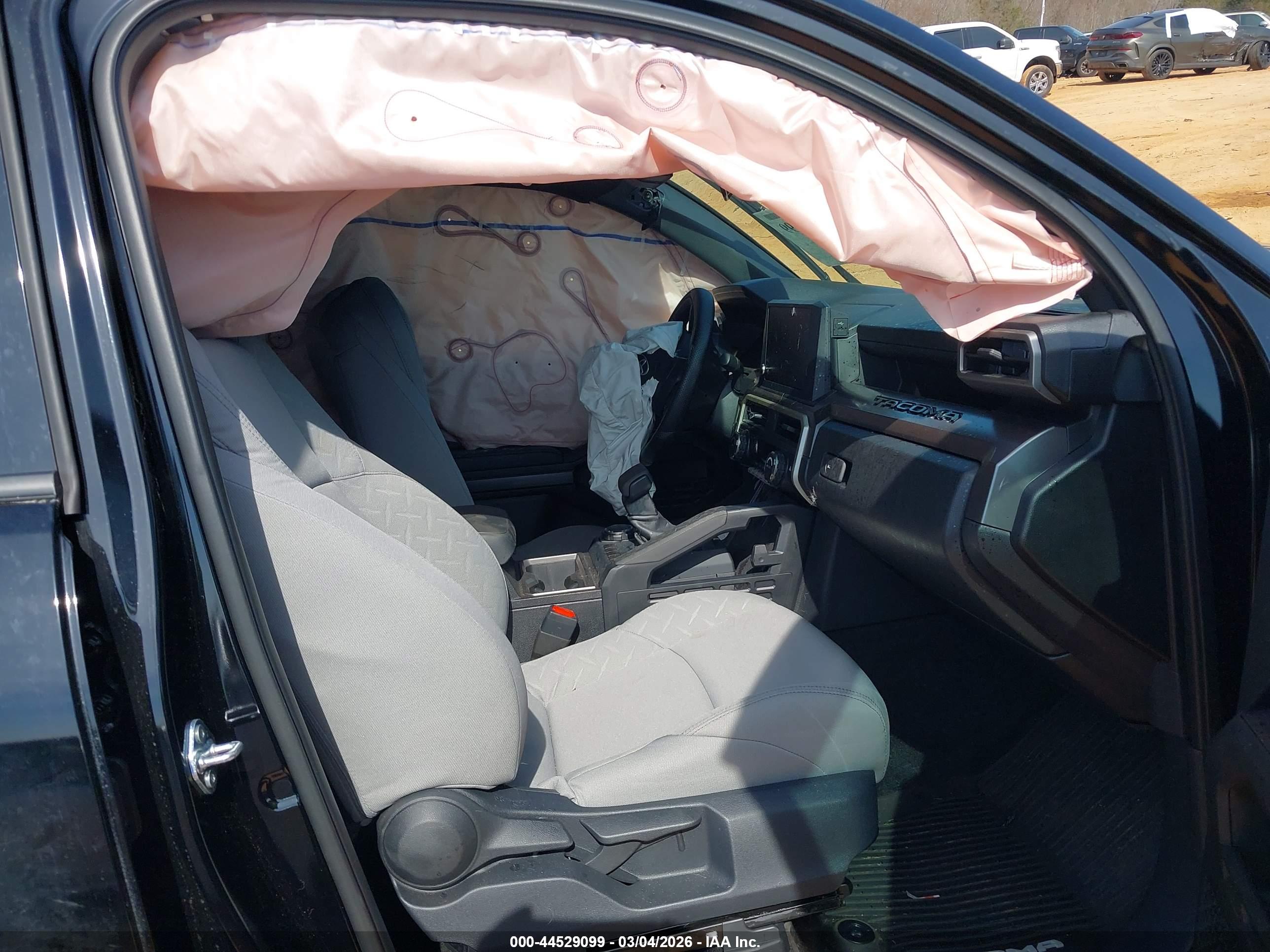 TOYOTA TACOMA image 5