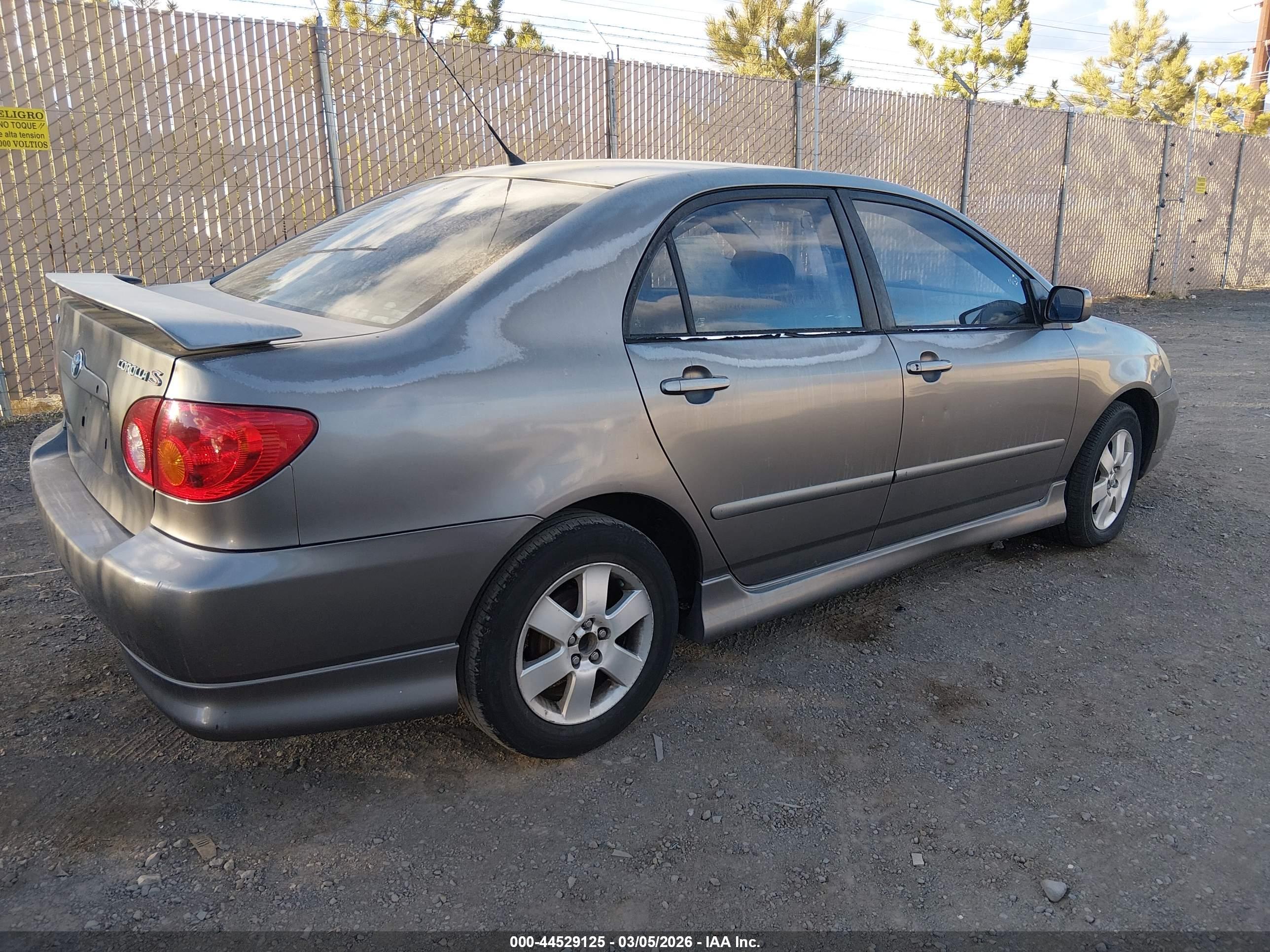 TOYOTA COROLLA image 4