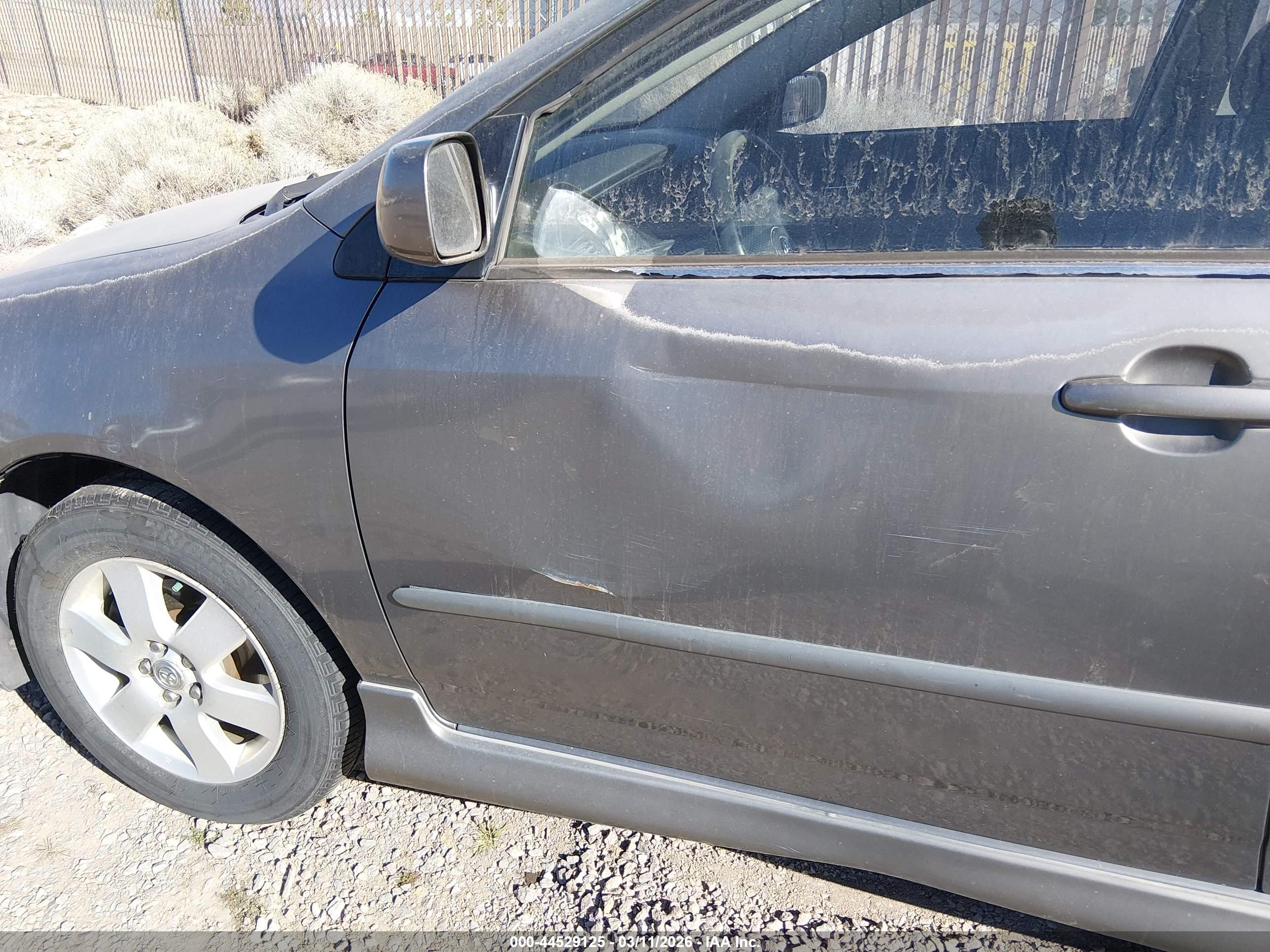 TOYOTA COROLLA image 6