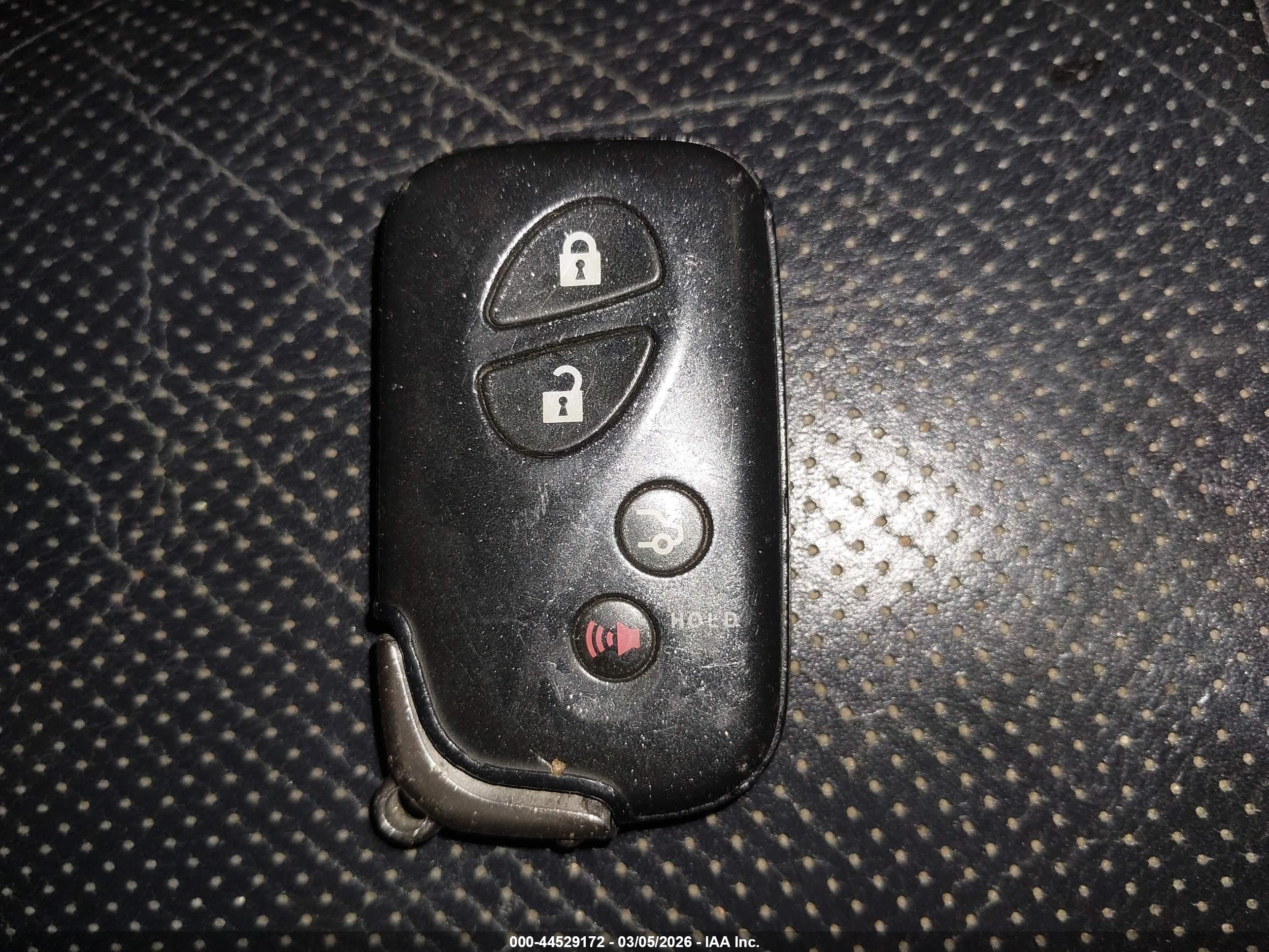 LEXUS ES image 11