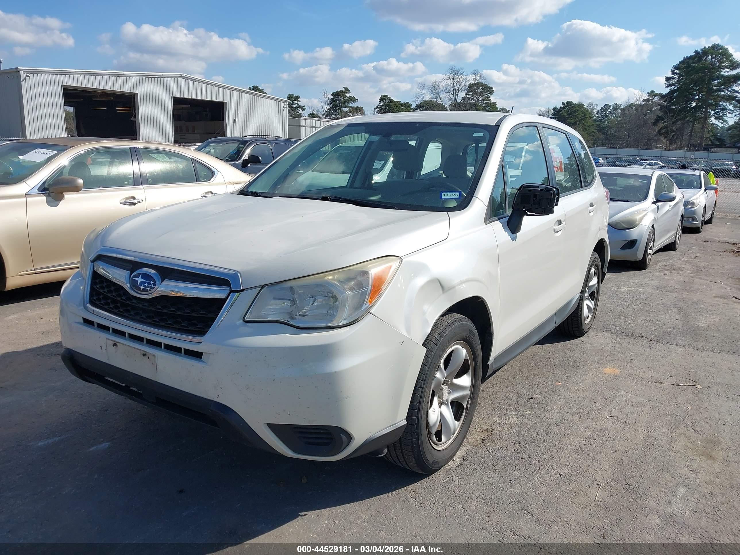 SUBARU FORESTER image 2