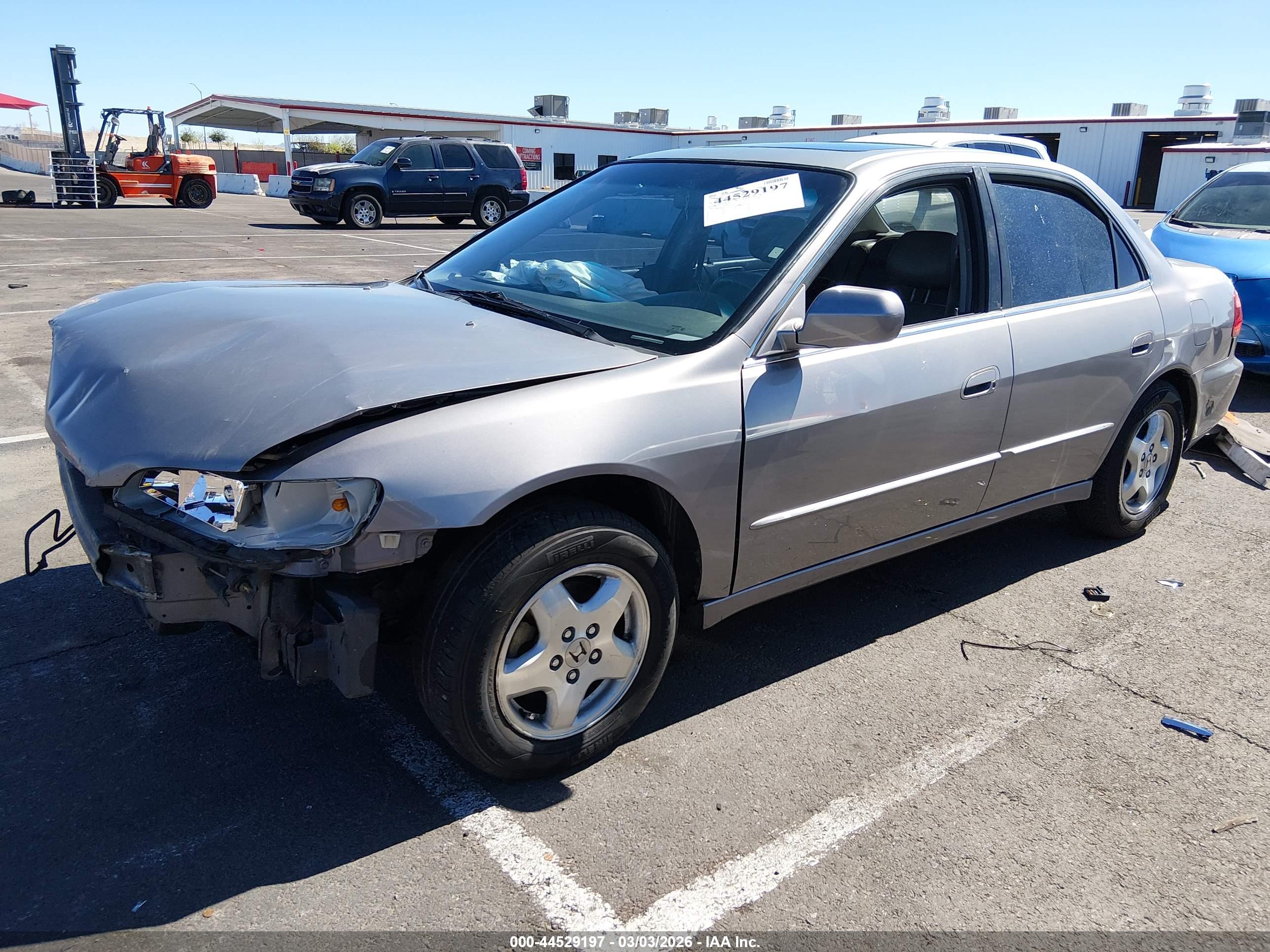 HONDA ACCORD image 2