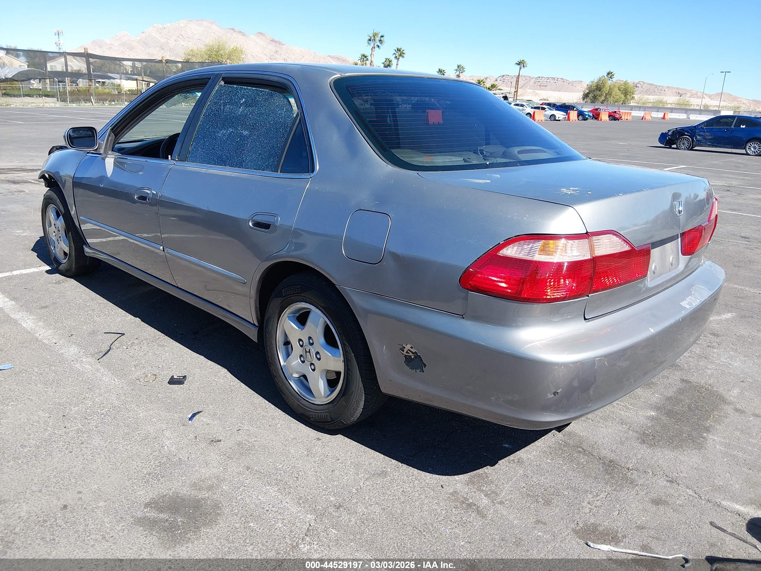 HONDA ACCORD image 3