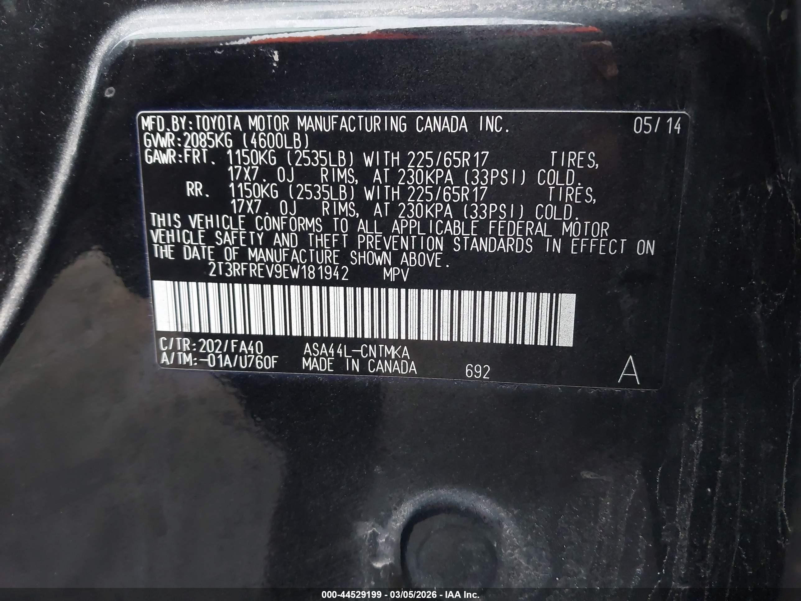 TOYOTA RAV4 image 9