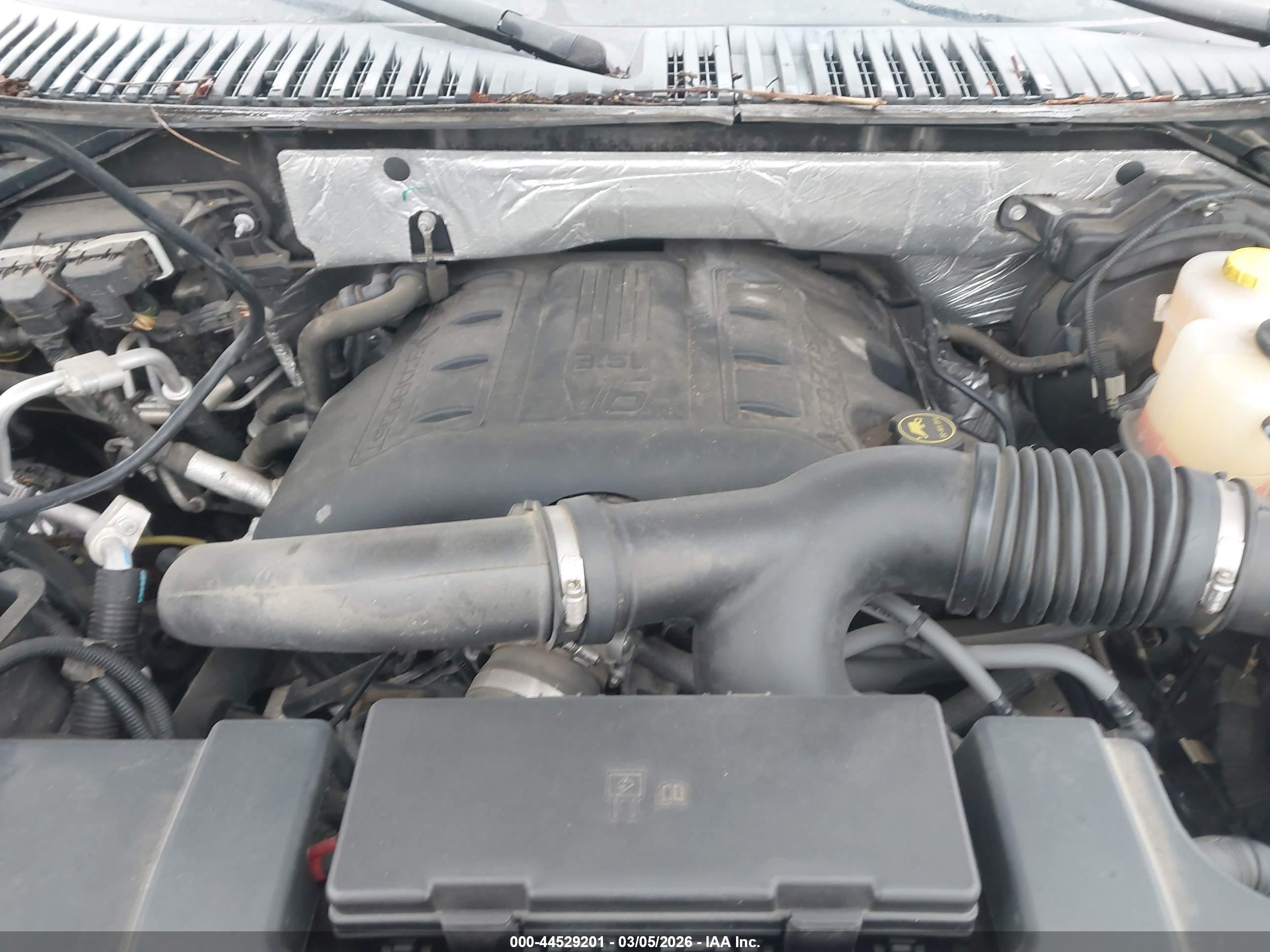 FORD EXPEDITION image 10