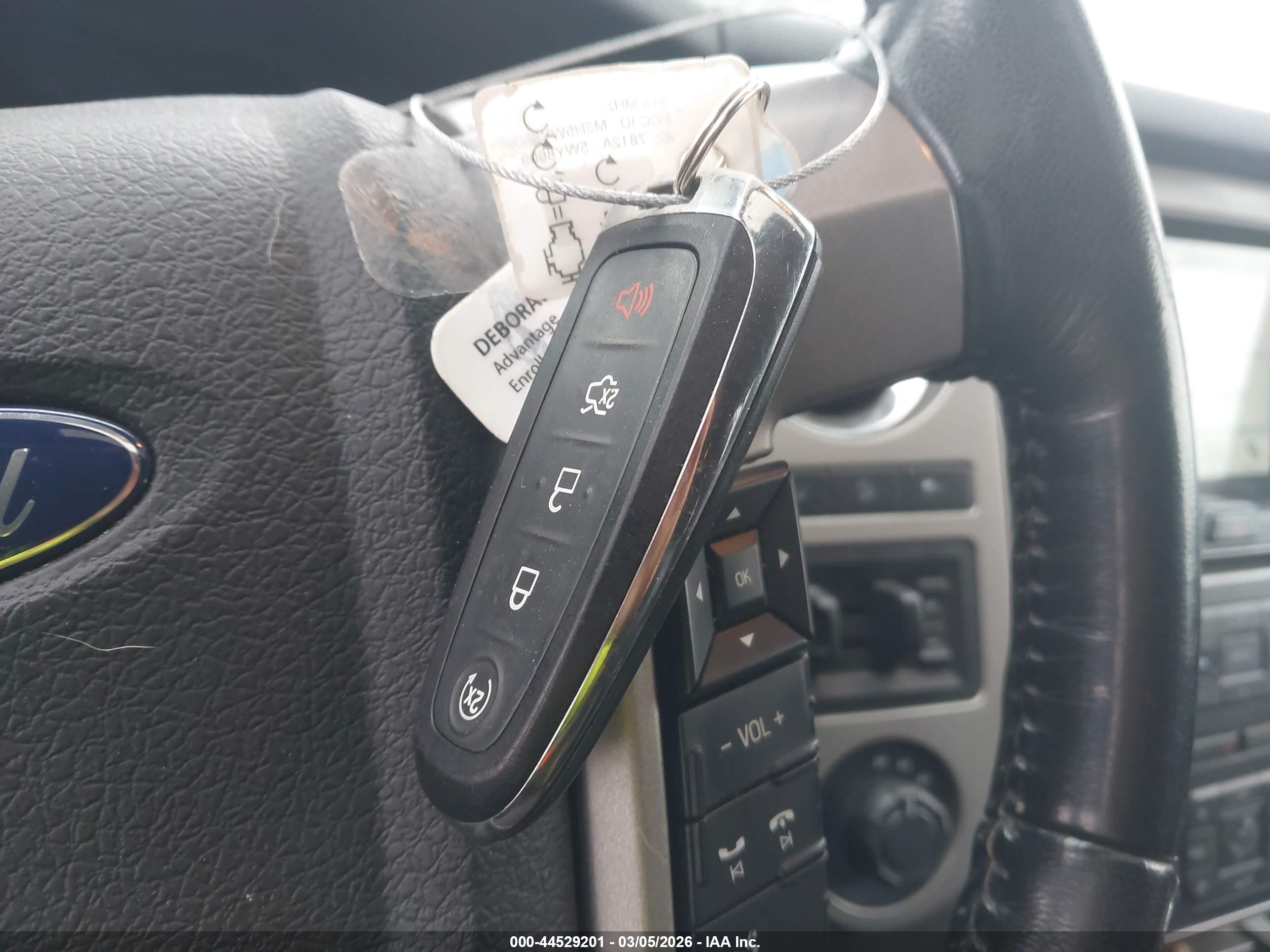 FORD EXPEDITION image 11