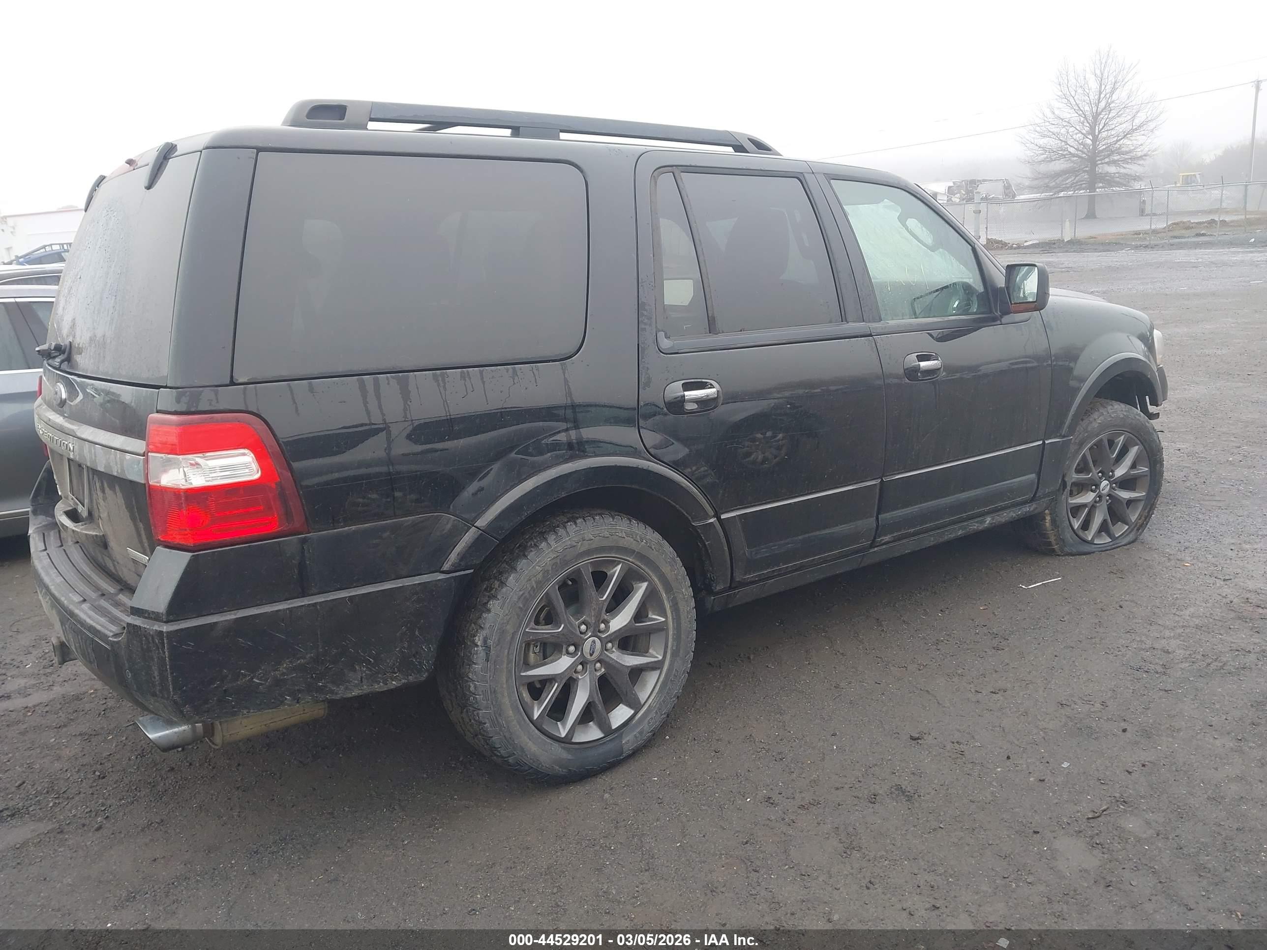 FORD EXPEDITION image 4