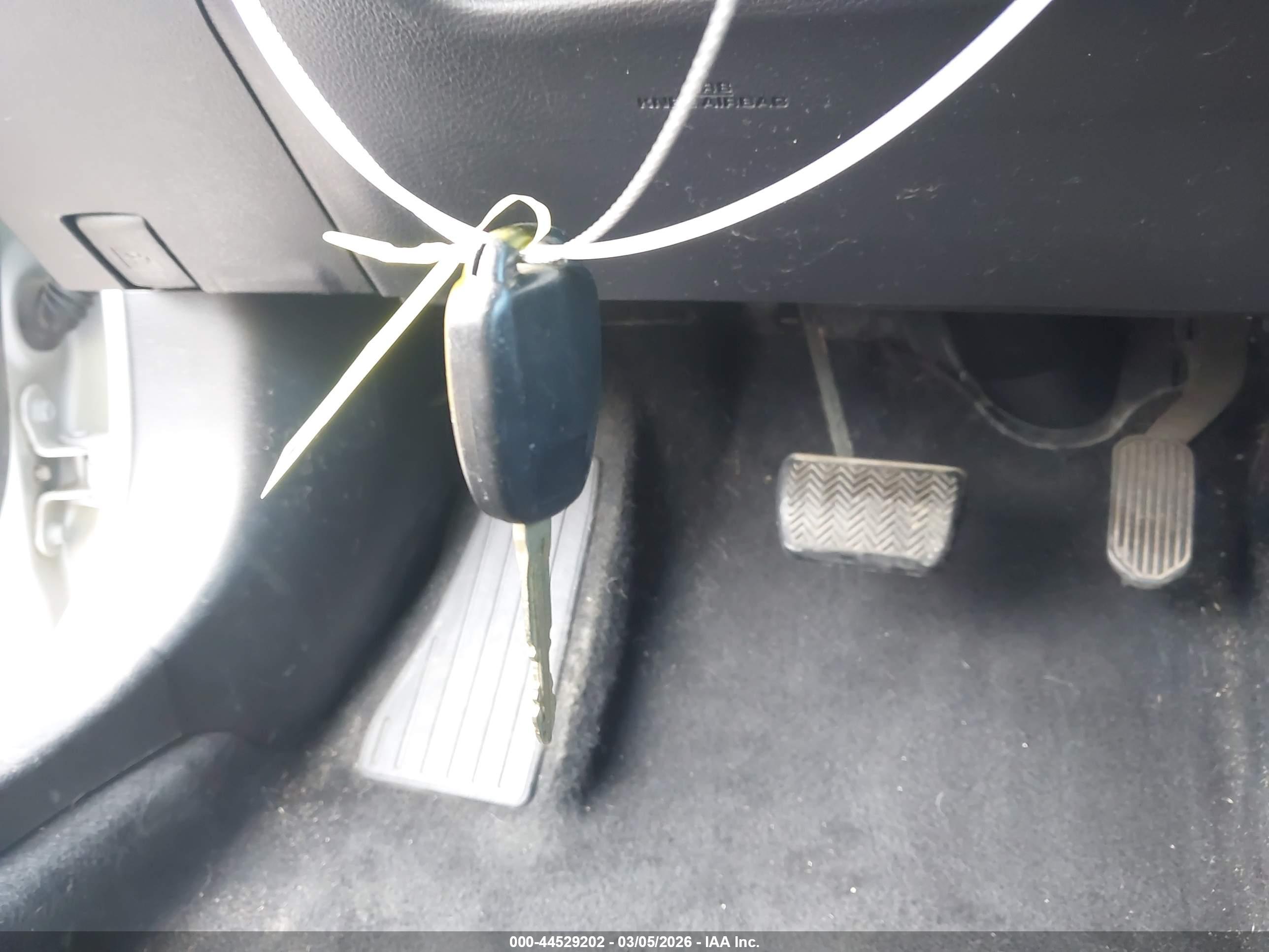 TOYOTA COROLLA image 11