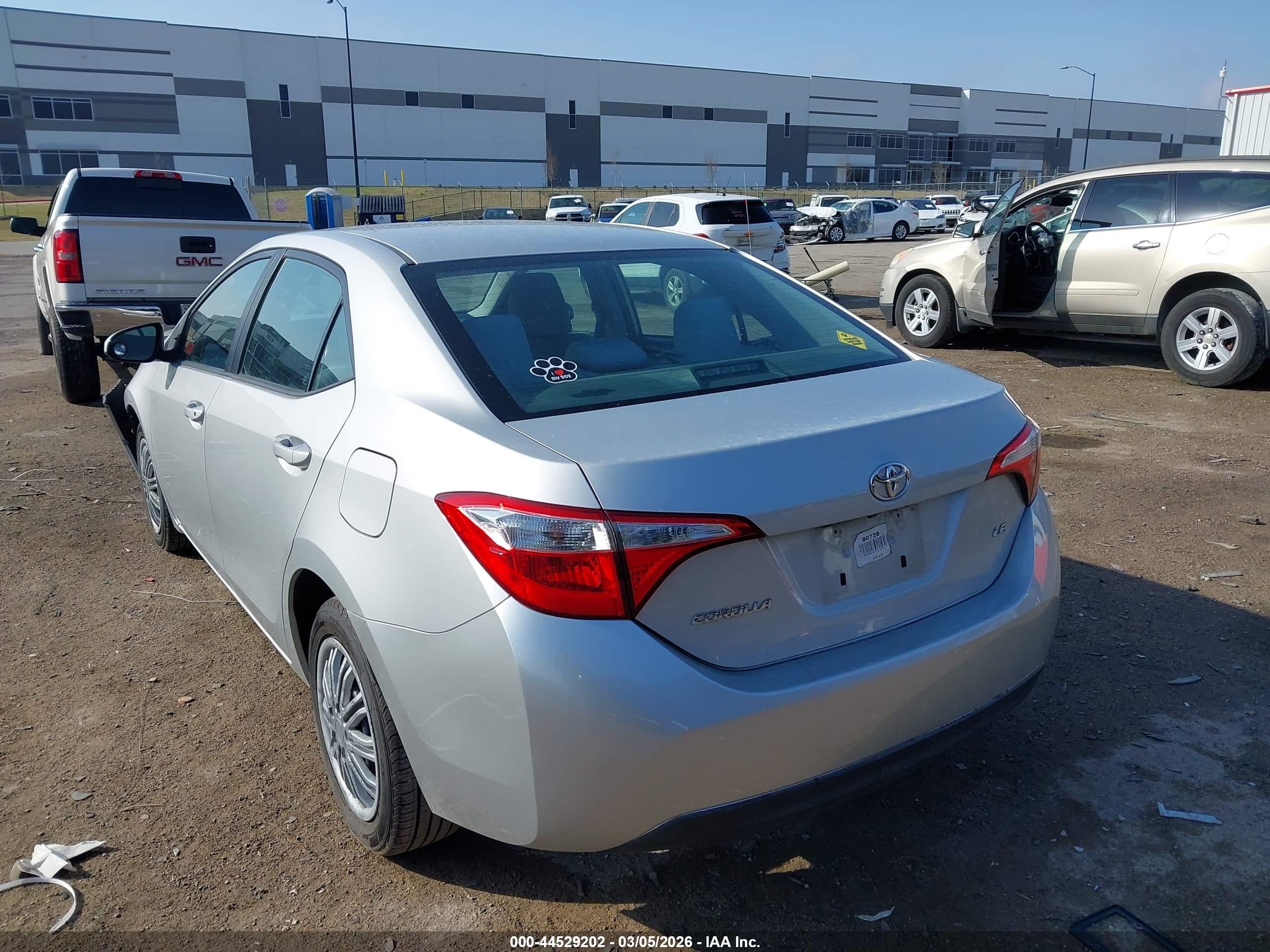 TOYOTA COROLLA image 3