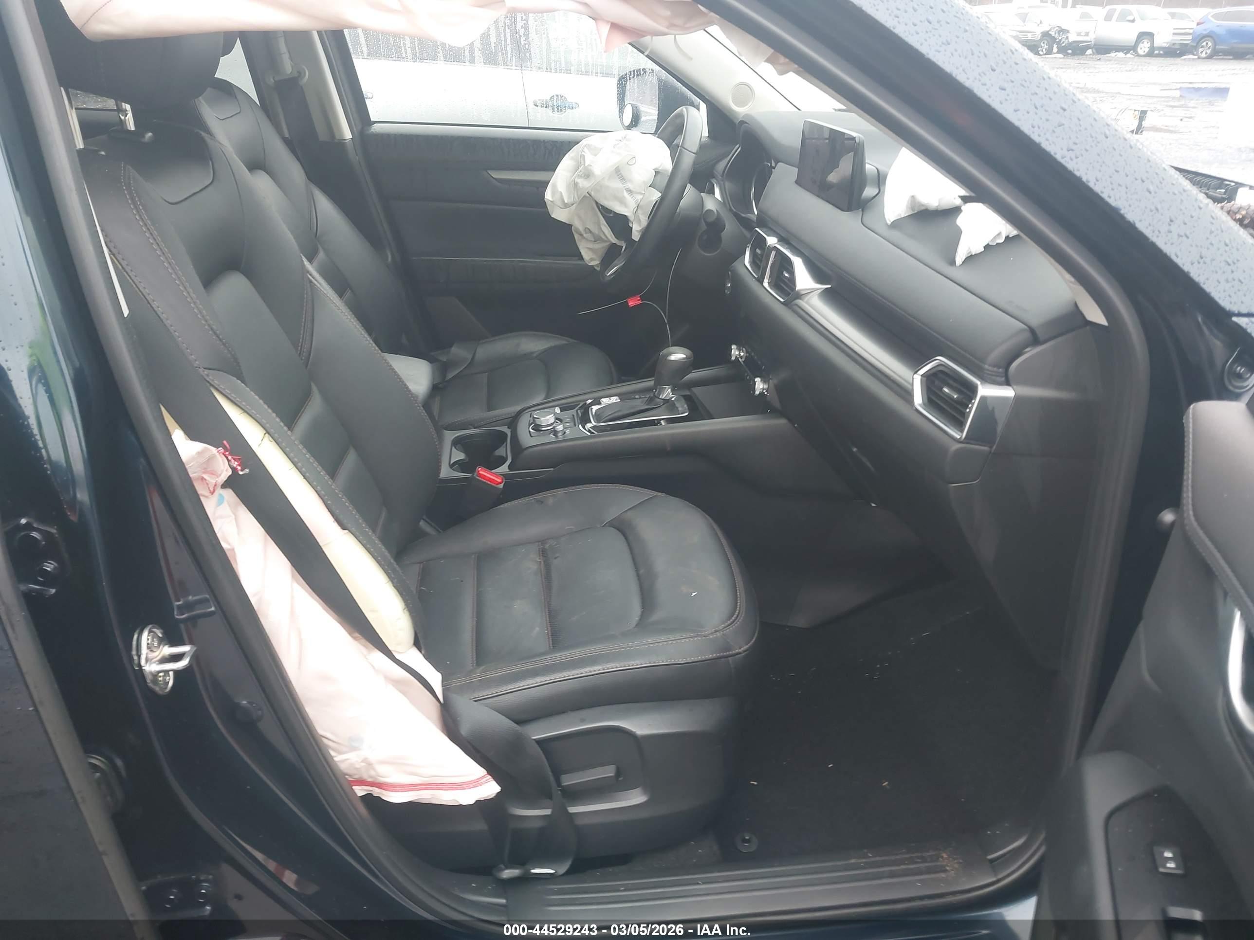 MAZDA CX-5 image 5