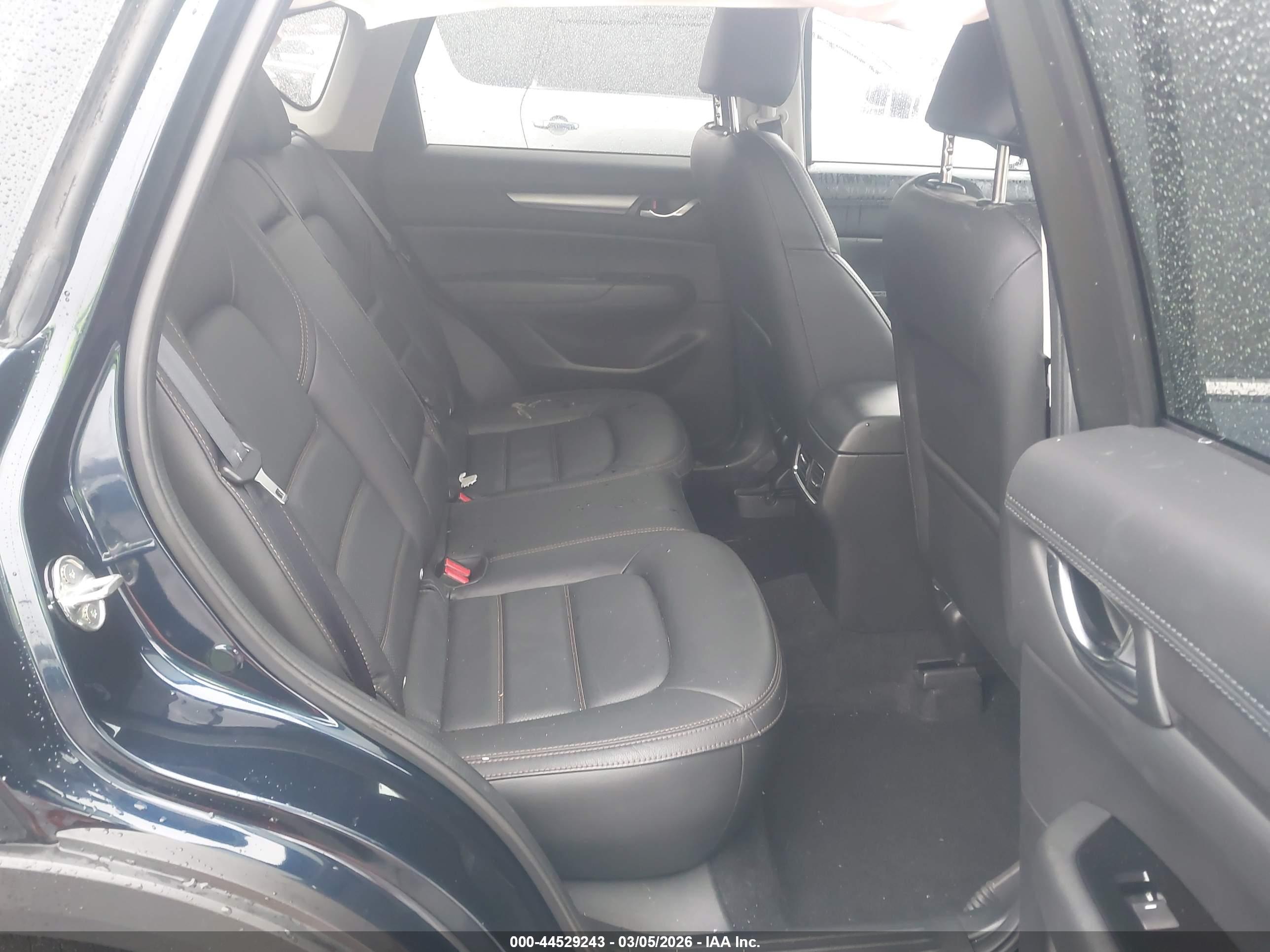 MAZDA CX-5 image 8