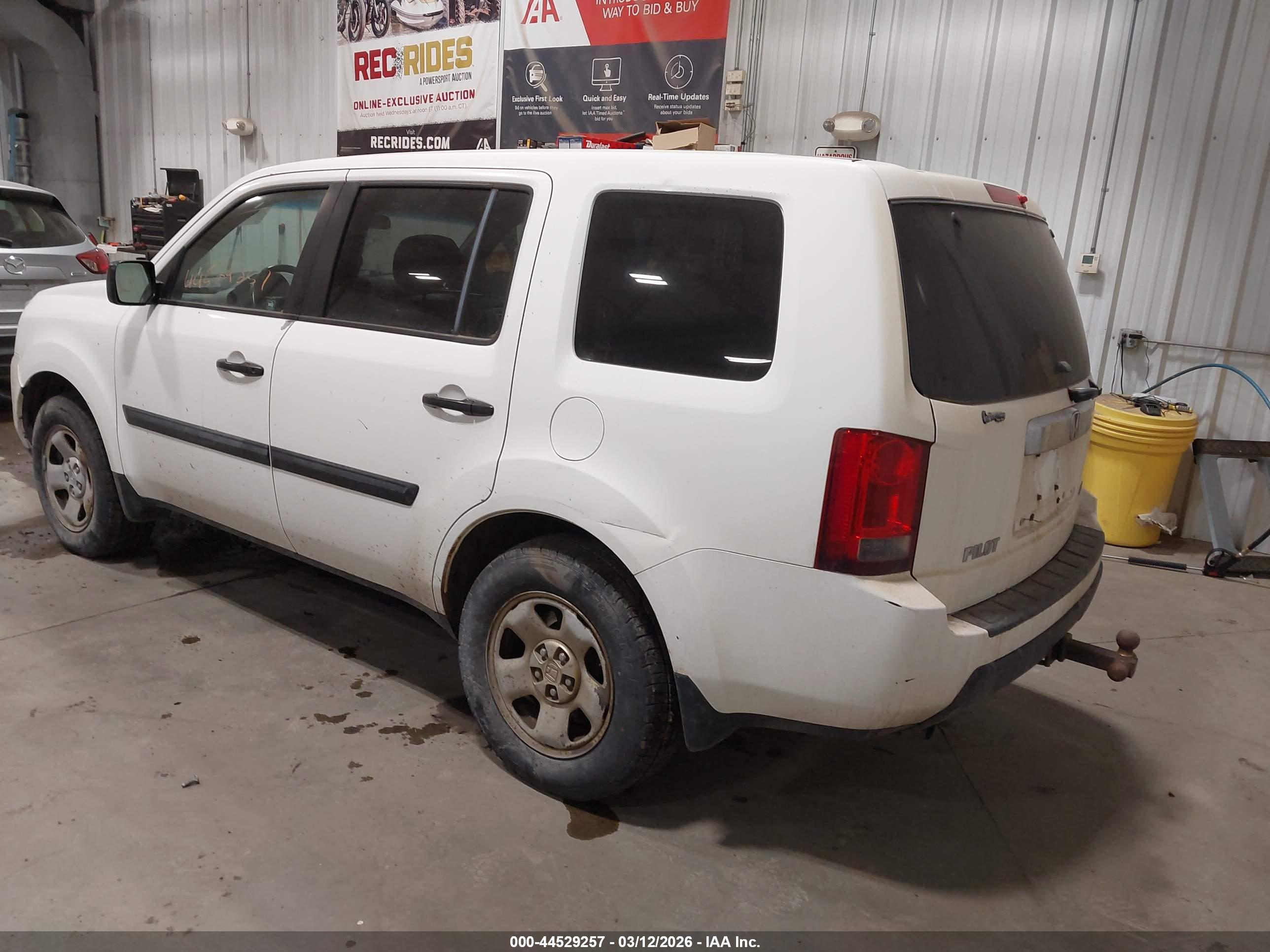 HONDA PILOT image 3