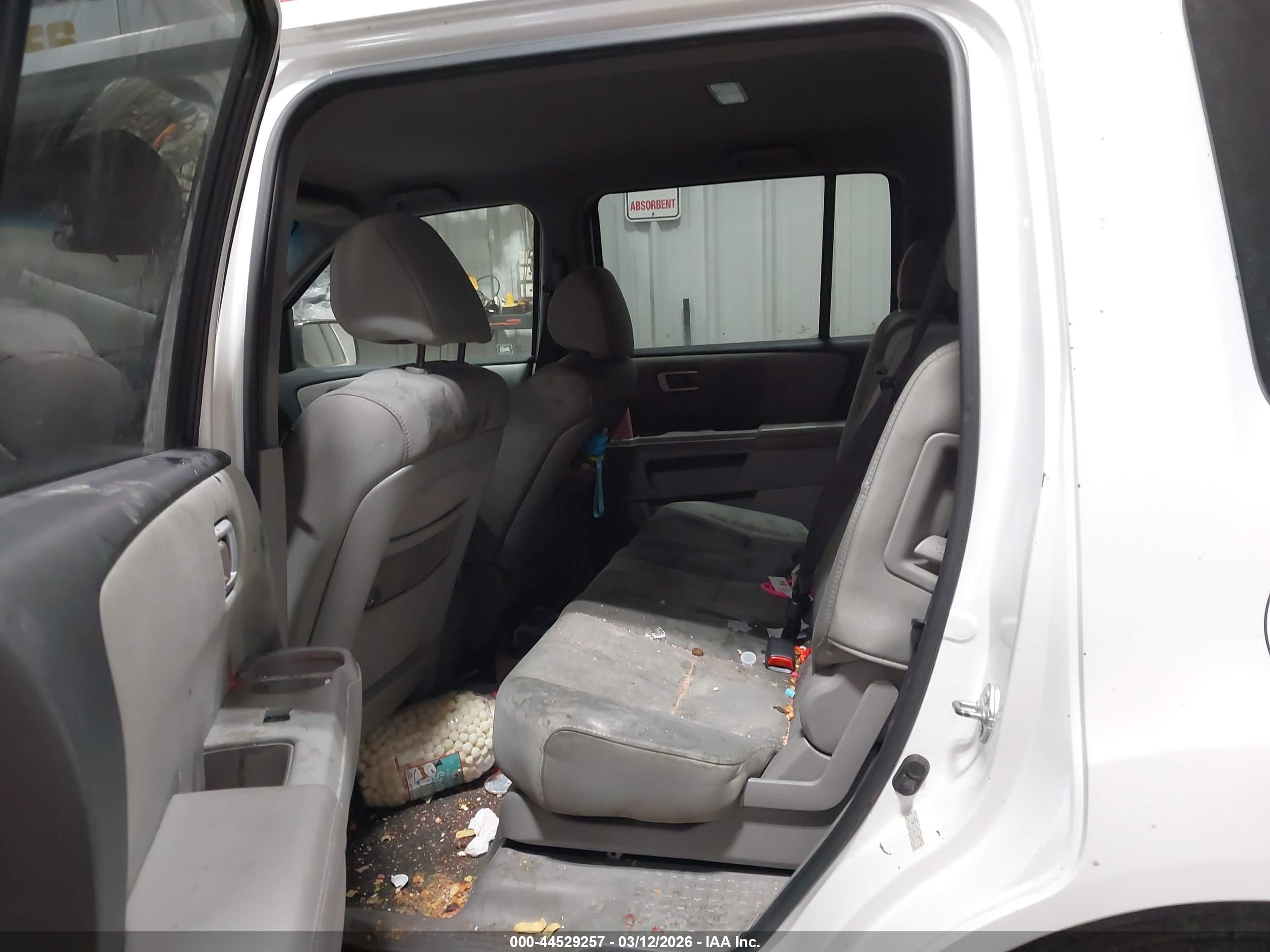 HONDA PILOT image 8
