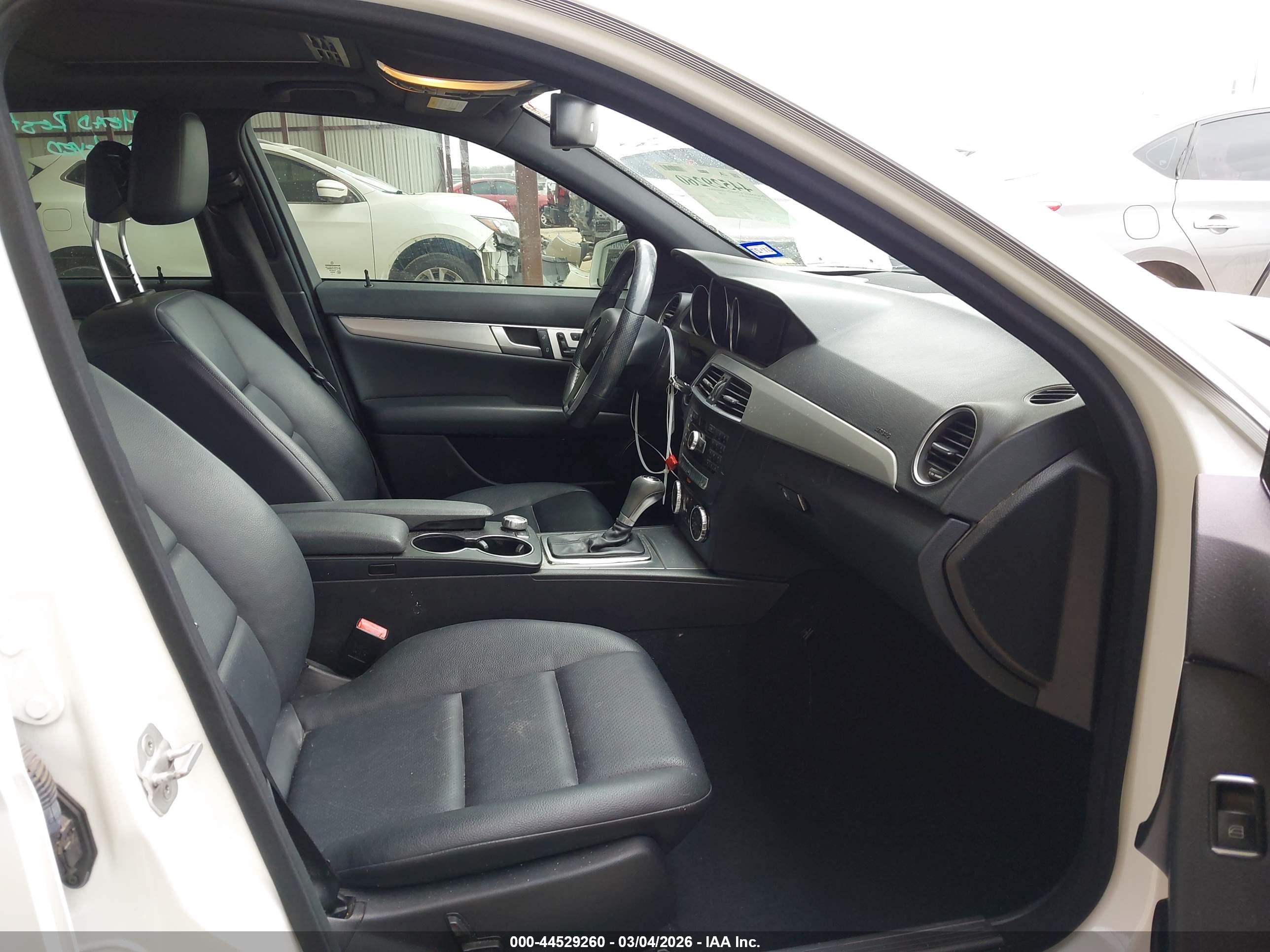 MERCEDES-BENZ C image 5