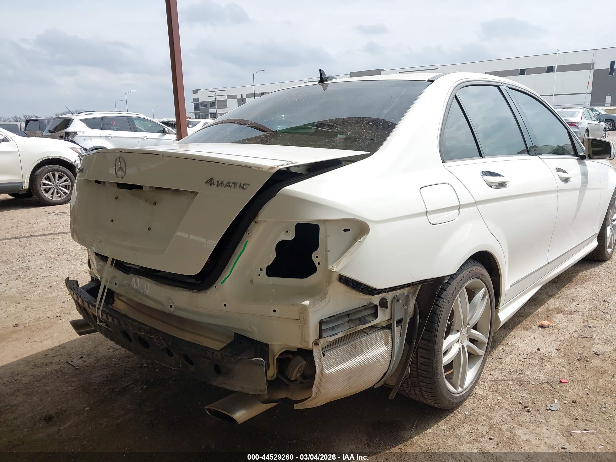 MERCEDES-BENZ C image 6