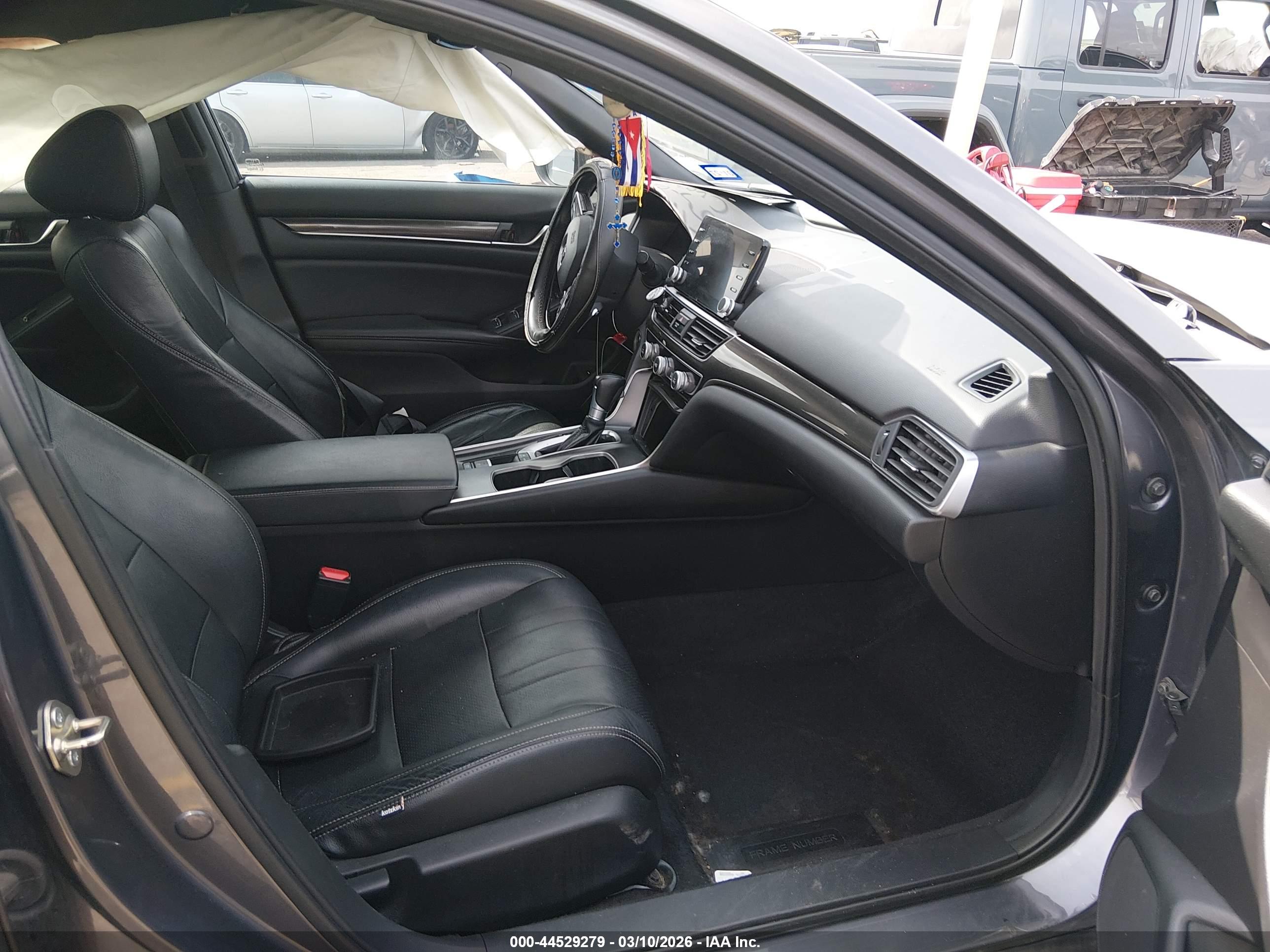 HONDA ACCORD image 5