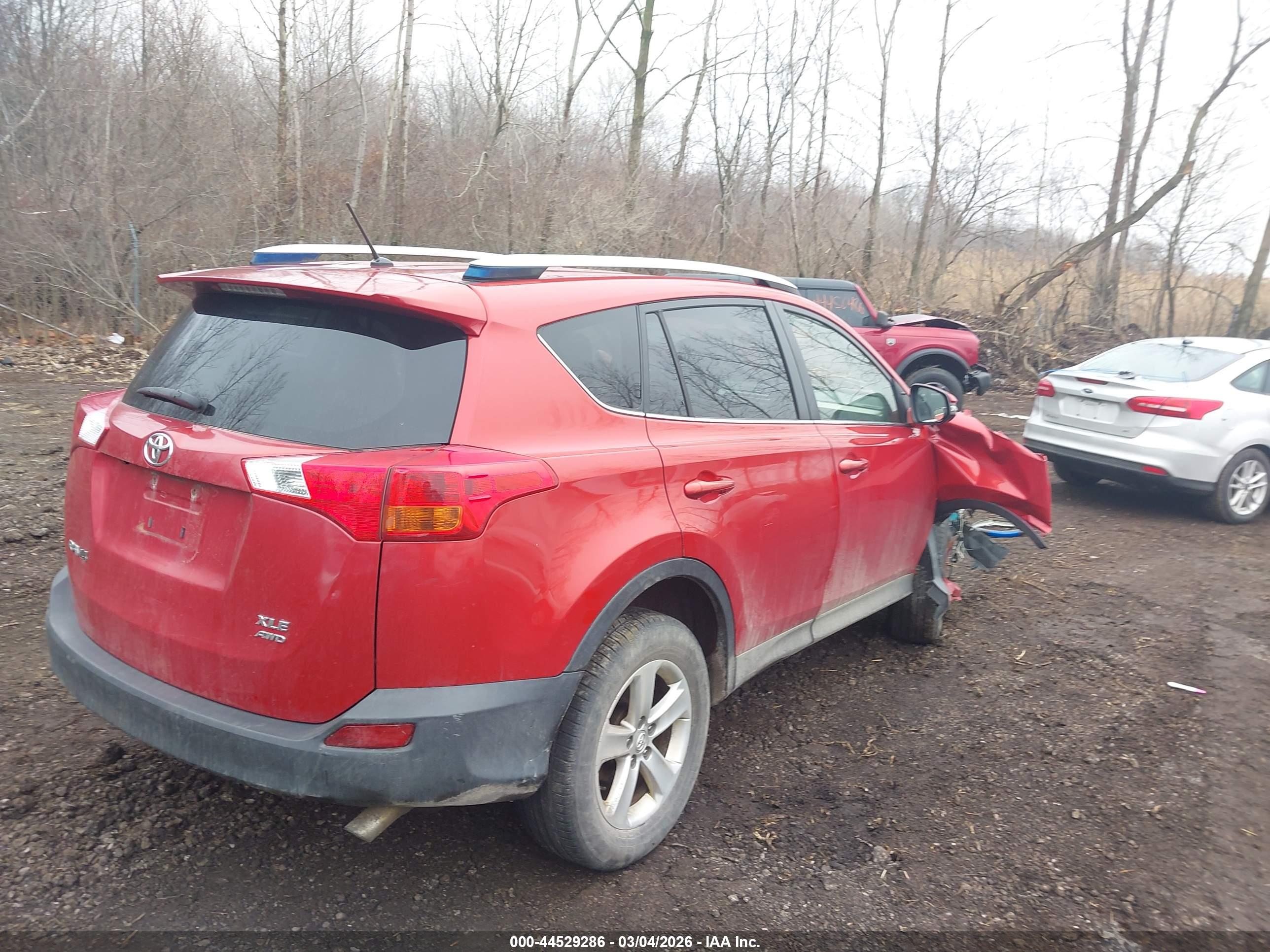 TOYOTA RAV4 image 4