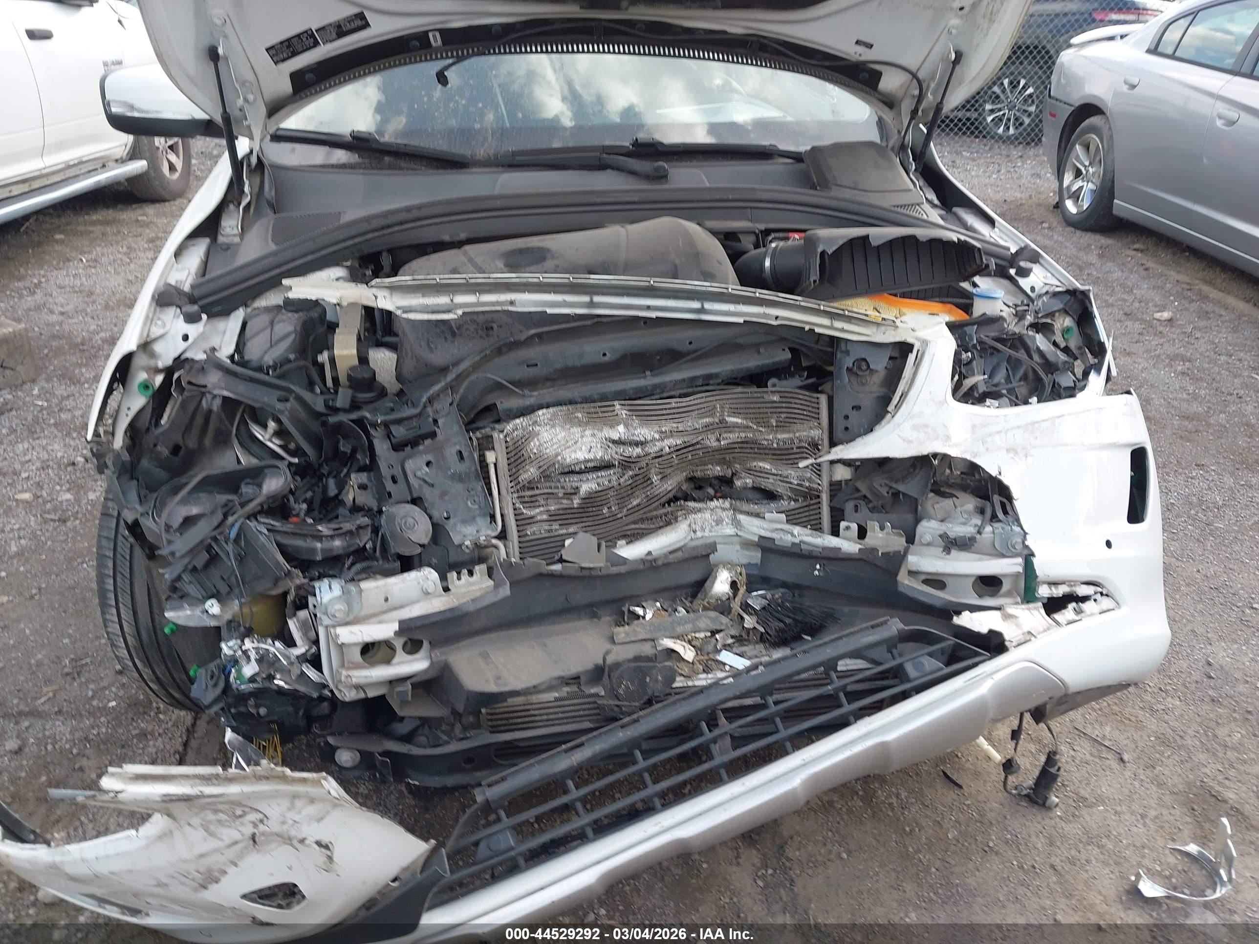 VOLVO XC60 image 6