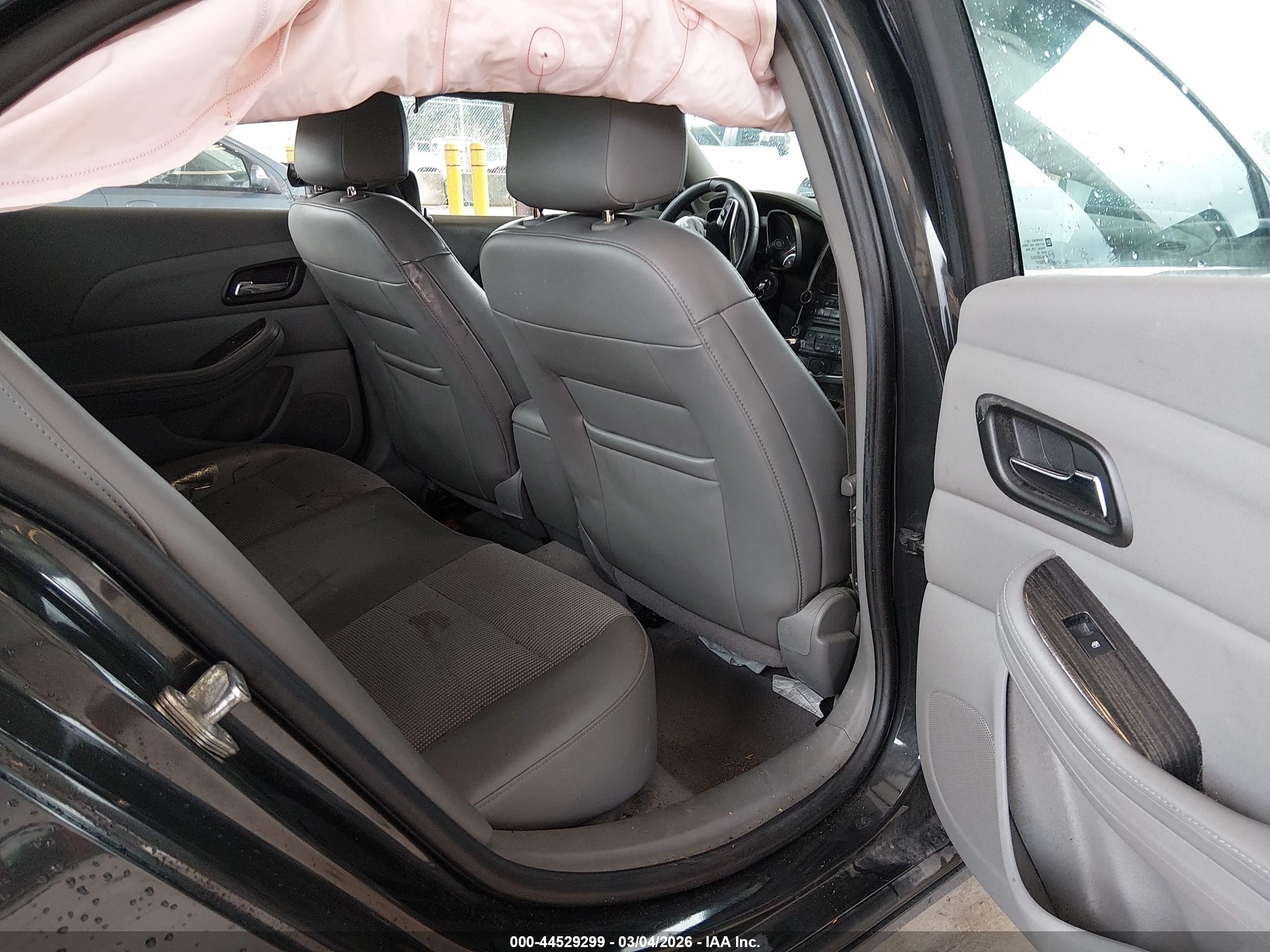 CHEVROLET MALIBU image 8