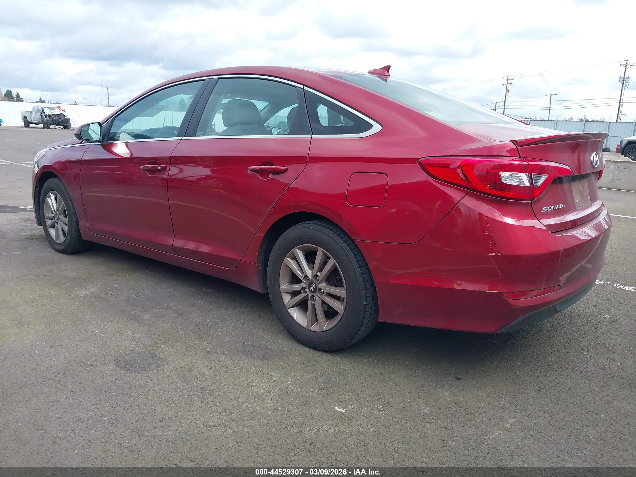 HYUNDAI SONATA image 3