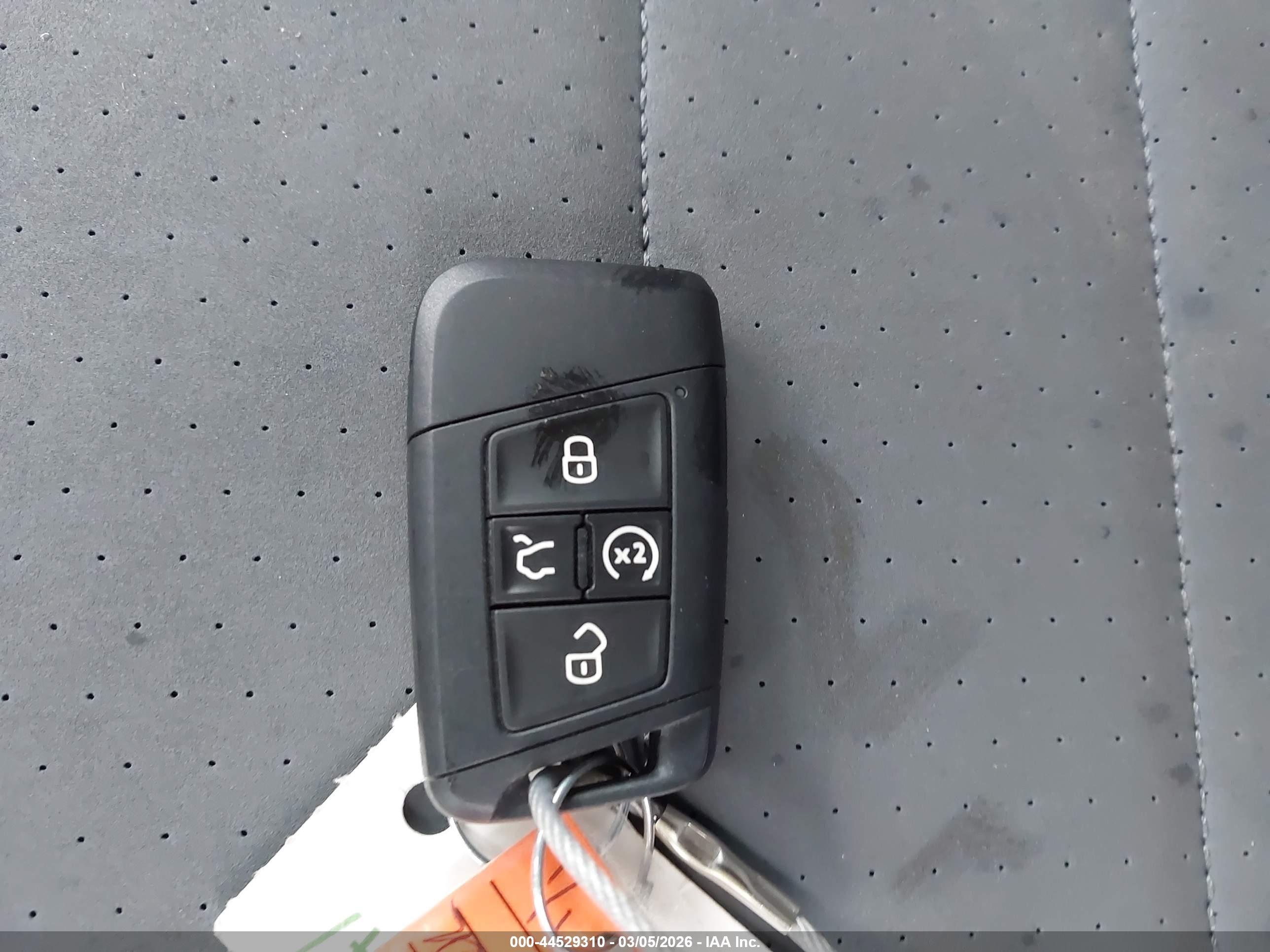 VOLKSWAGEN JETTA image 11