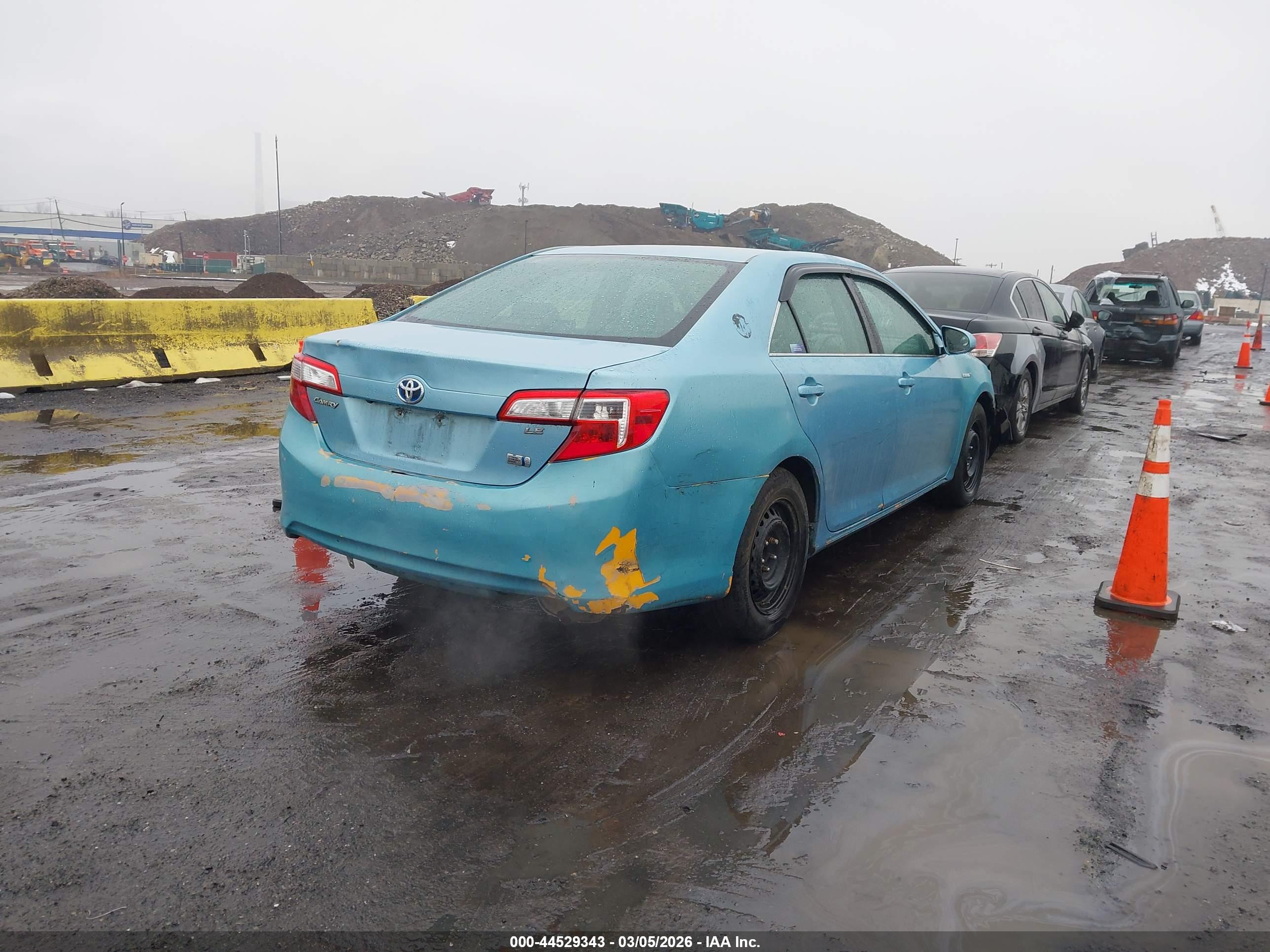 TOYOTA CAMRY image 4