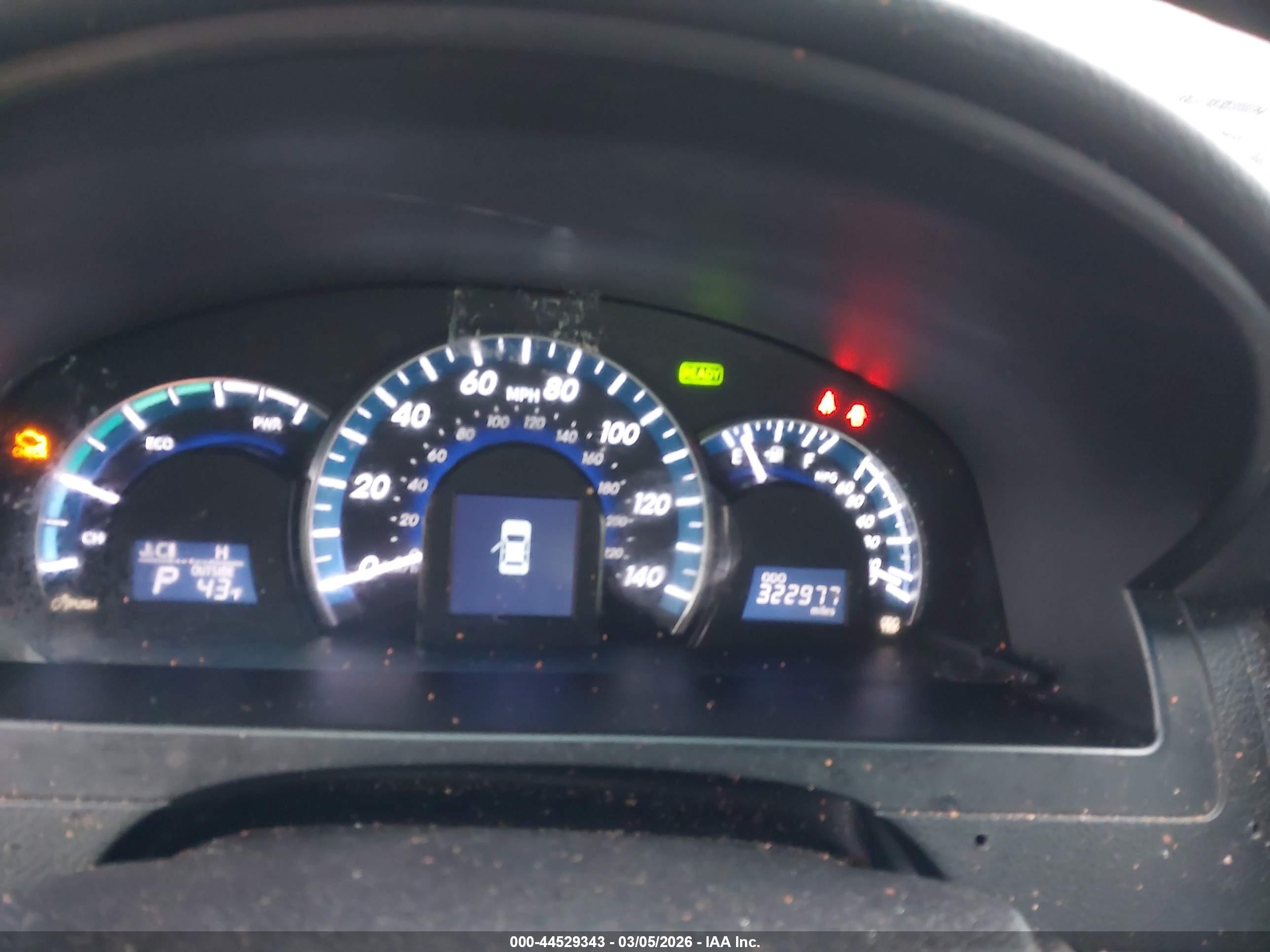 TOYOTA CAMRY image 7