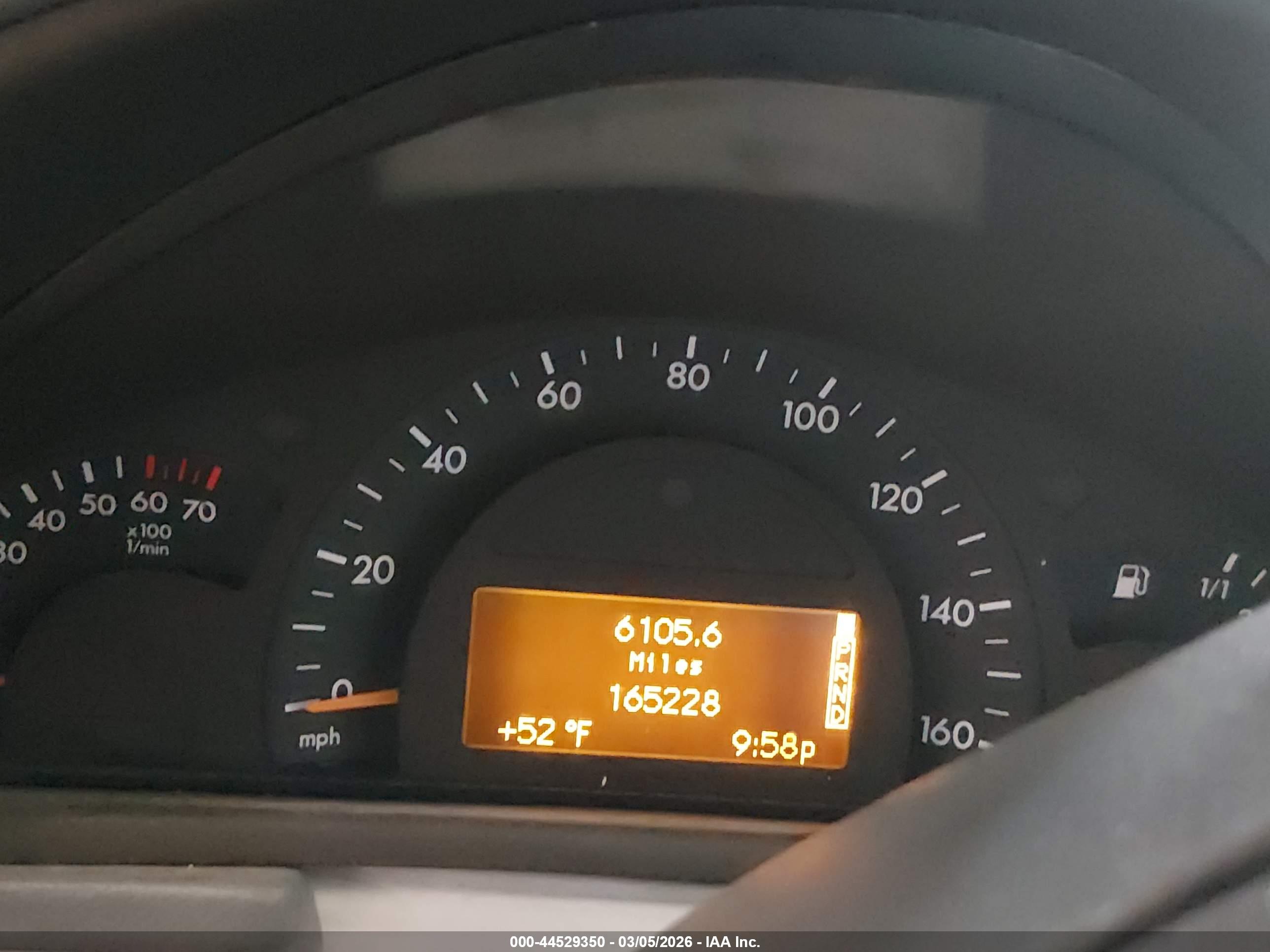 MERCEDES-BENZ C image 7