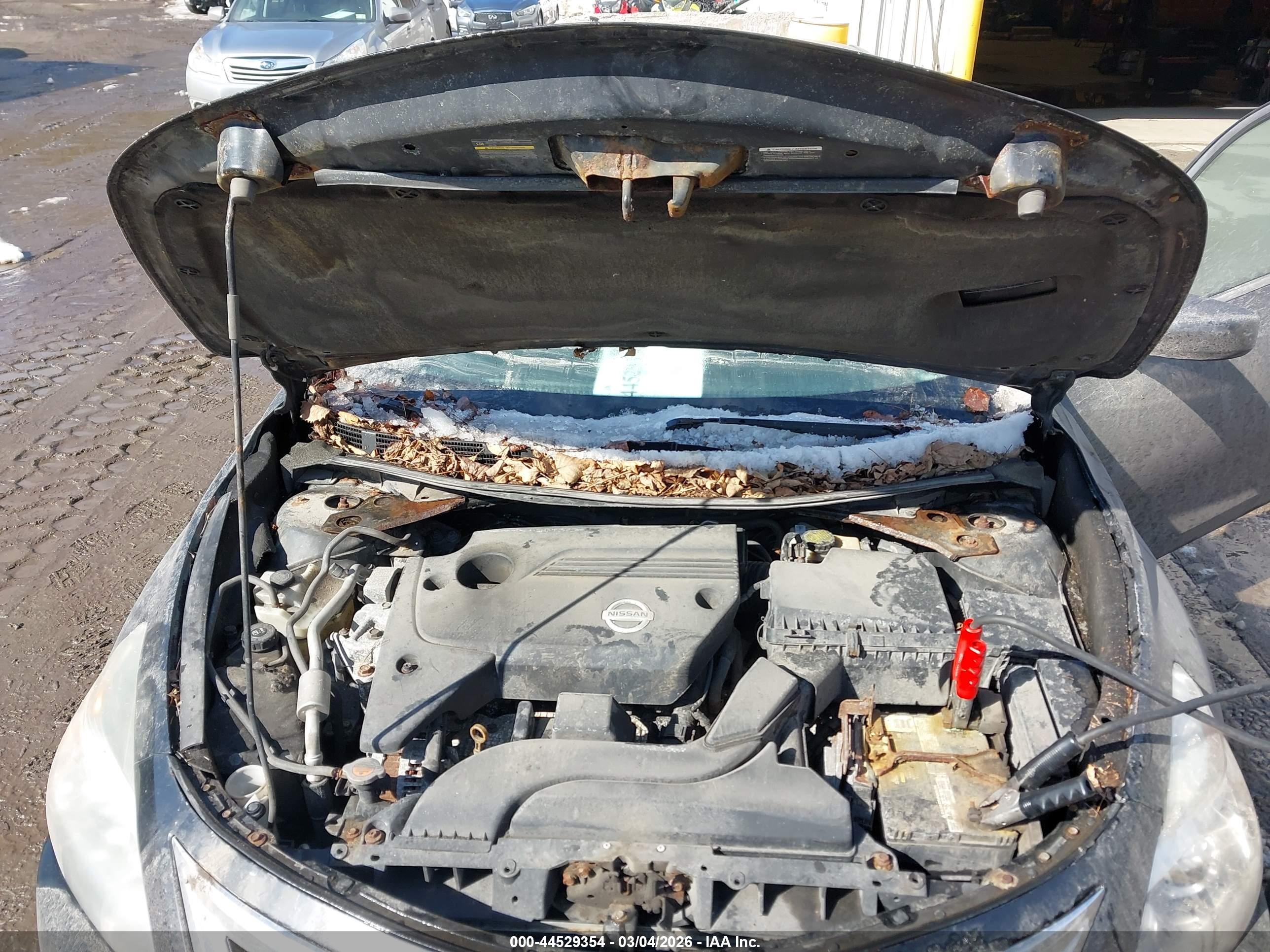 NISSAN ALTIMA image 10