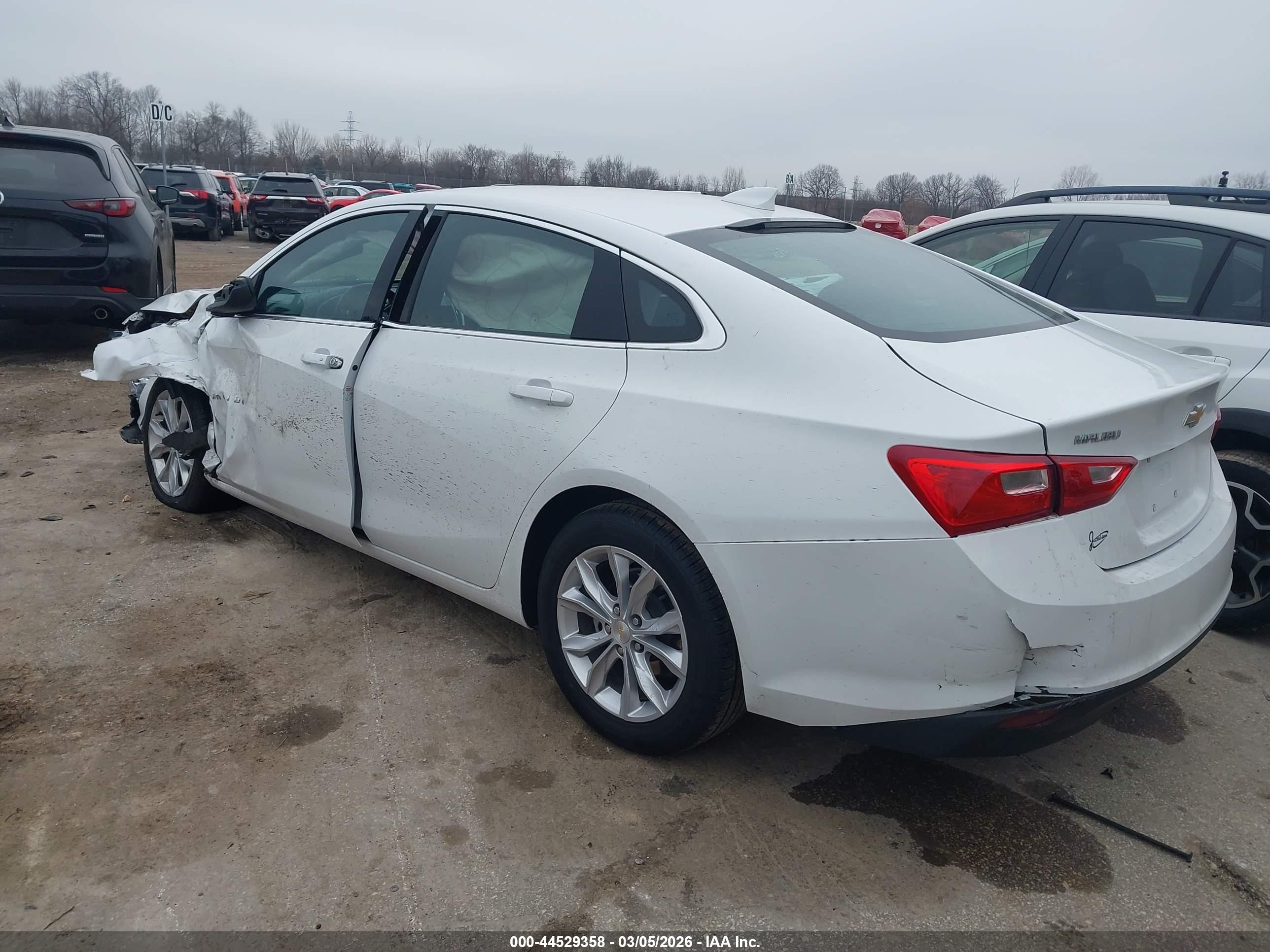 CHEVROLET MALIBU image 3